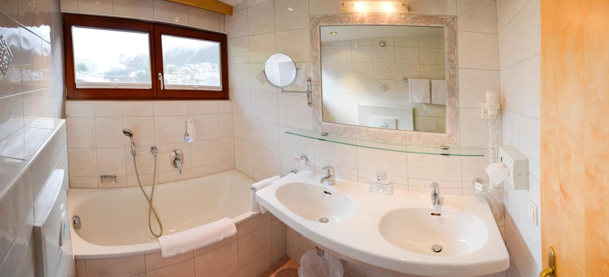 Hotel Garni Mirabell photo 4