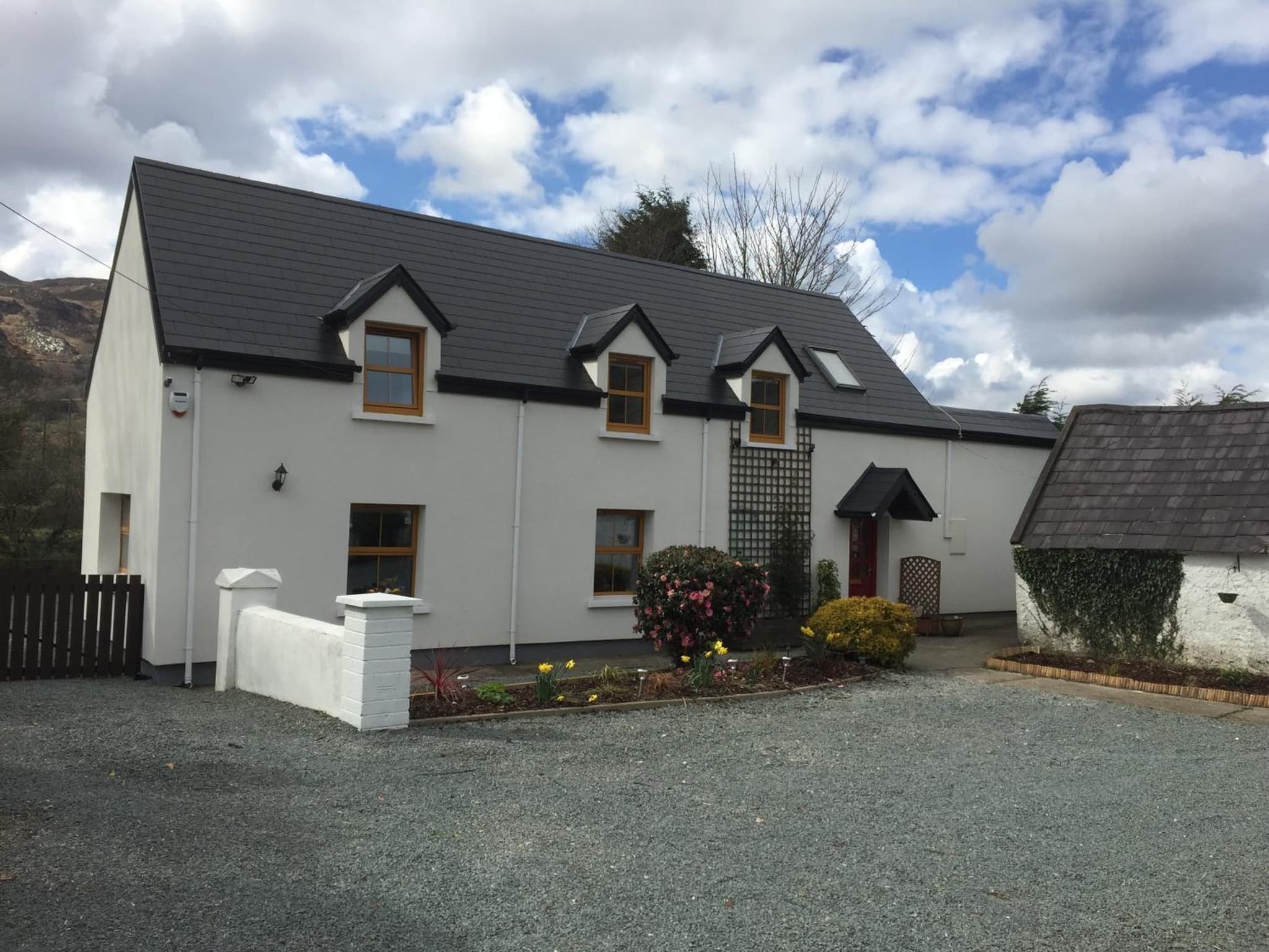 The Glen Farmhouse photo 4