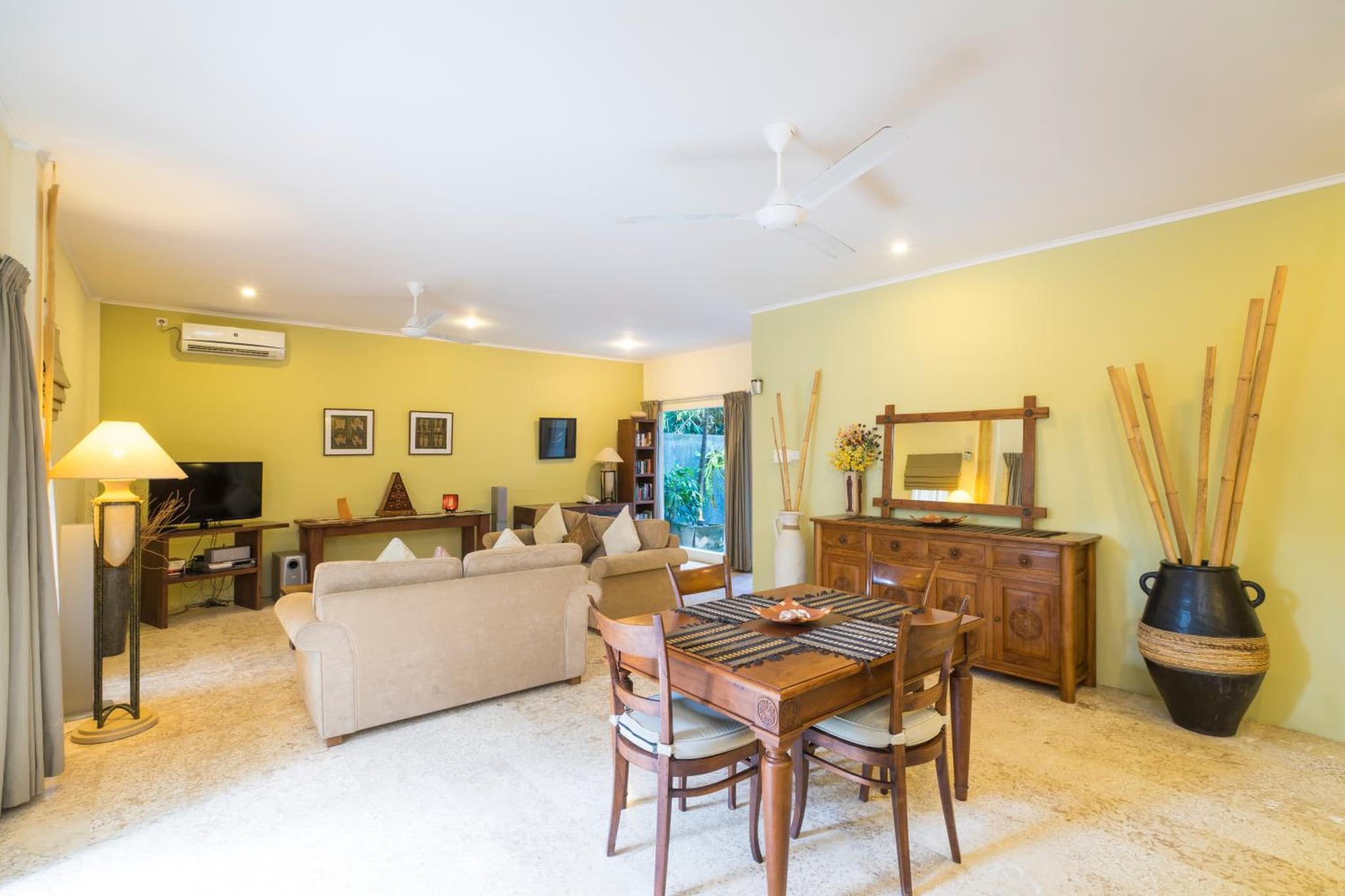 Beach Melati Apartments photo 8