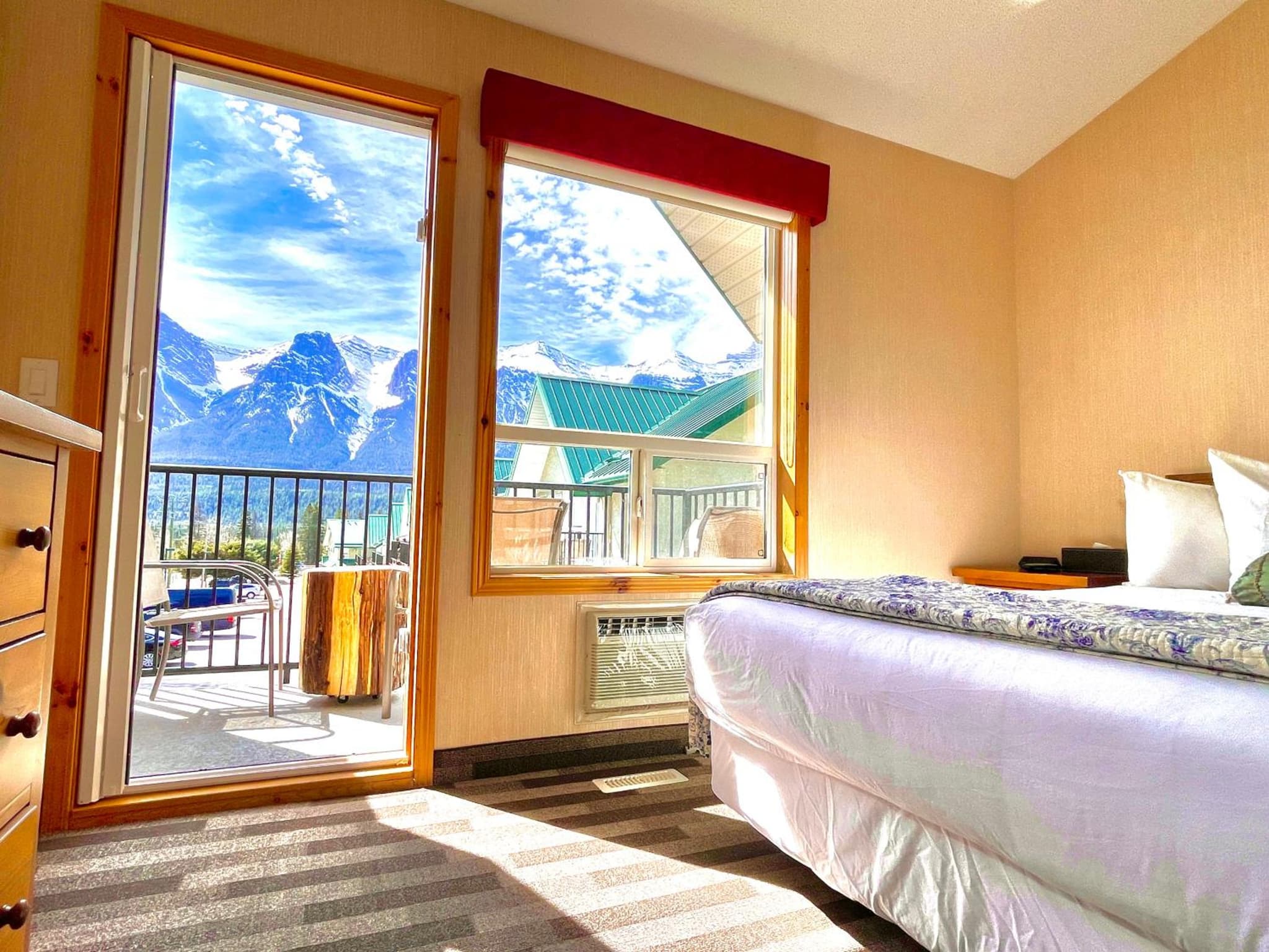 MountainView -PrivateChalet Sleep7- 5min to DT Vacation Home