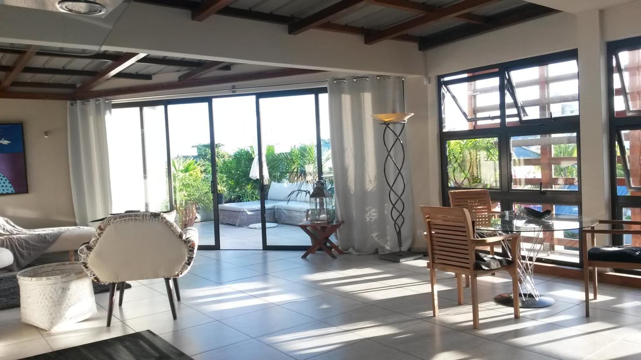 Apartment Atrium