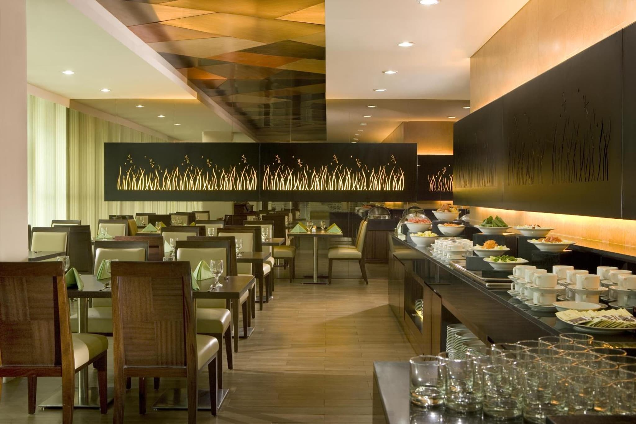 Hotel Santika BSD City-Serpong photo 7