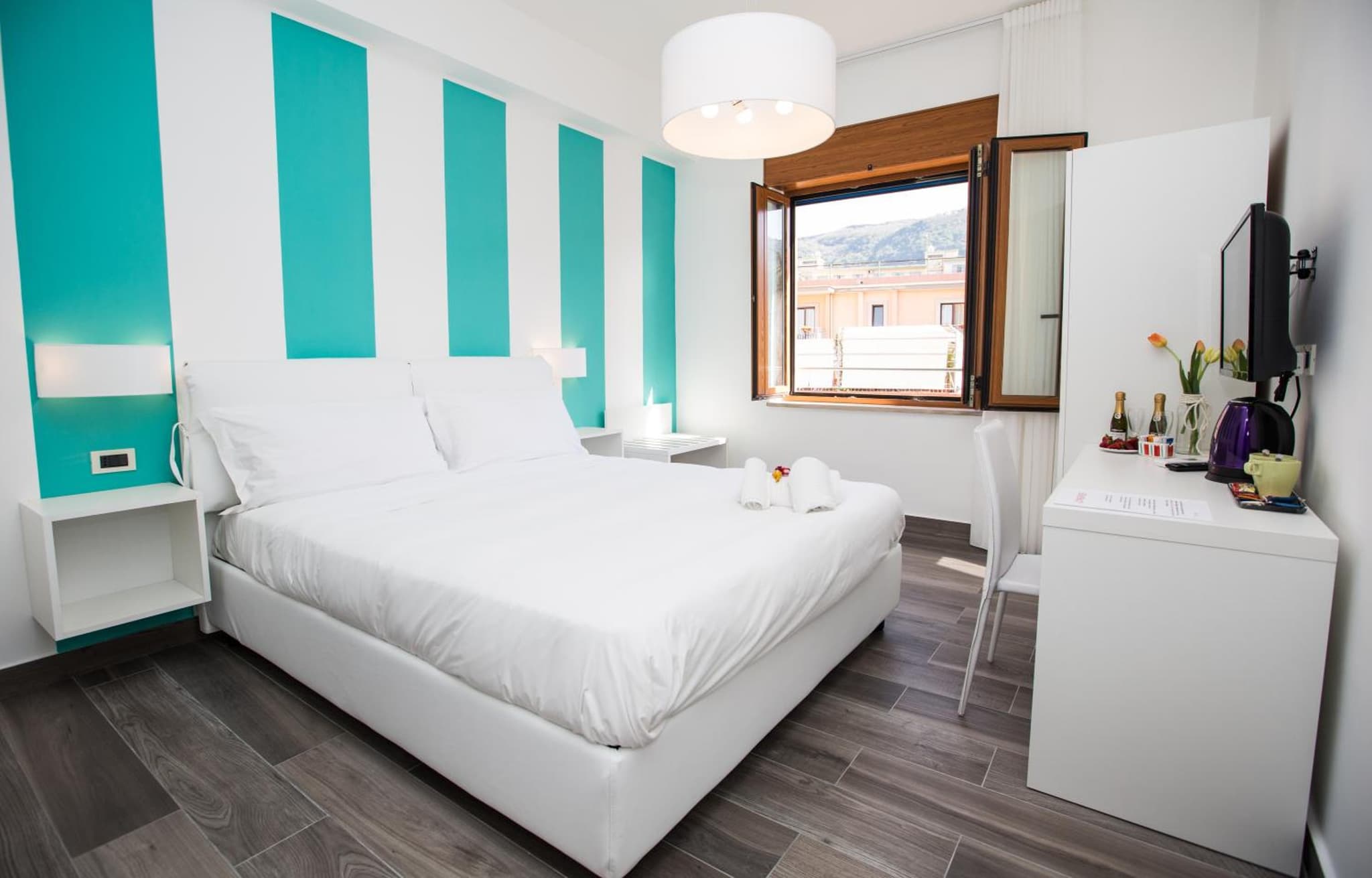 hotel room