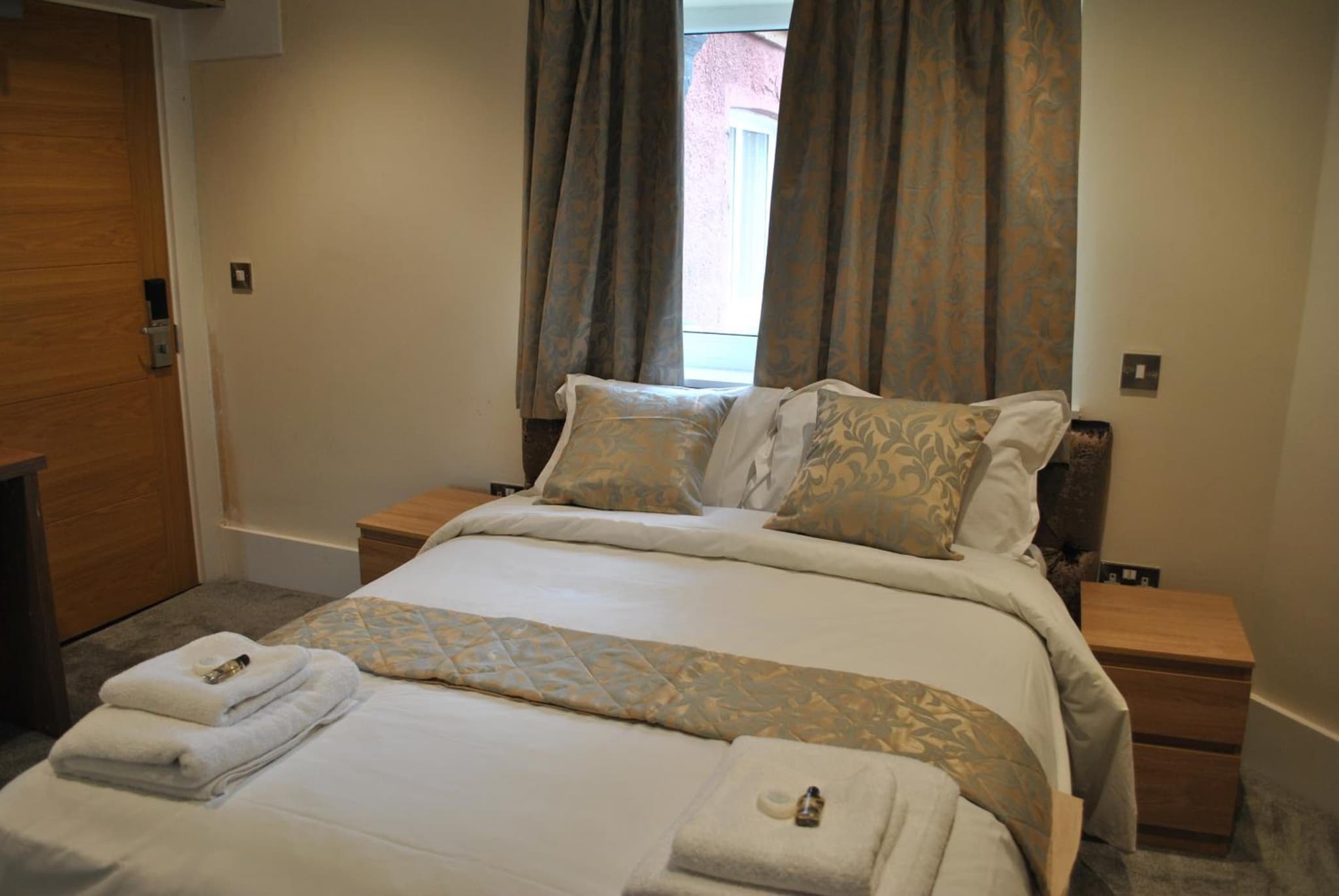 Dreams Hotel photo 4