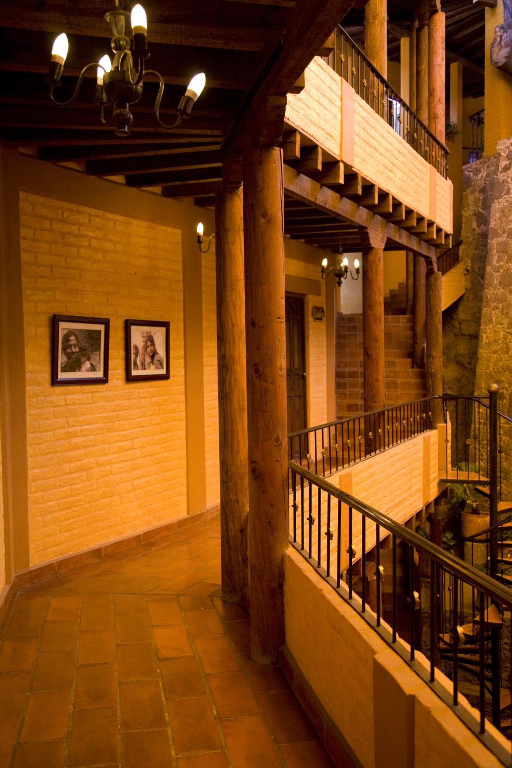 El Meson de los Poetas photo 3