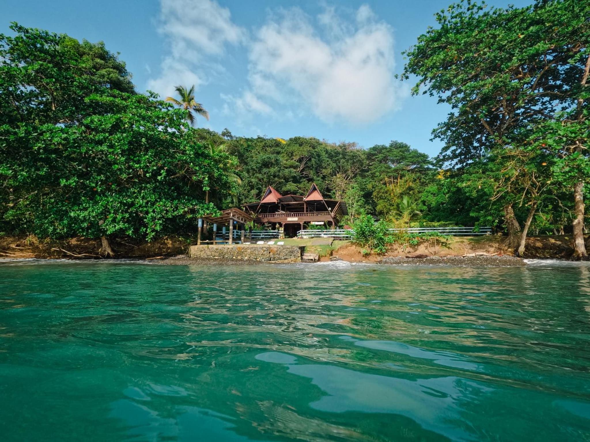 Hotel Bahía Aguacate