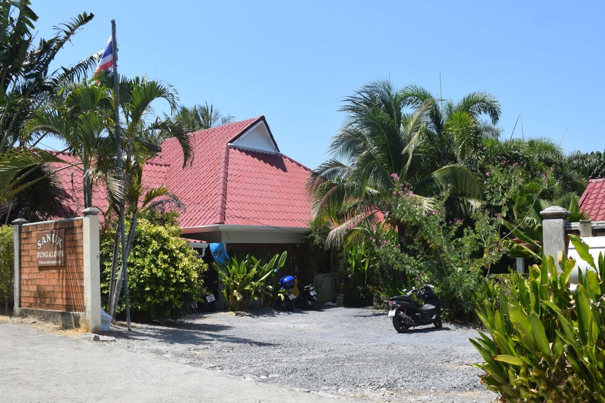 Sanuk bungalows photo 5