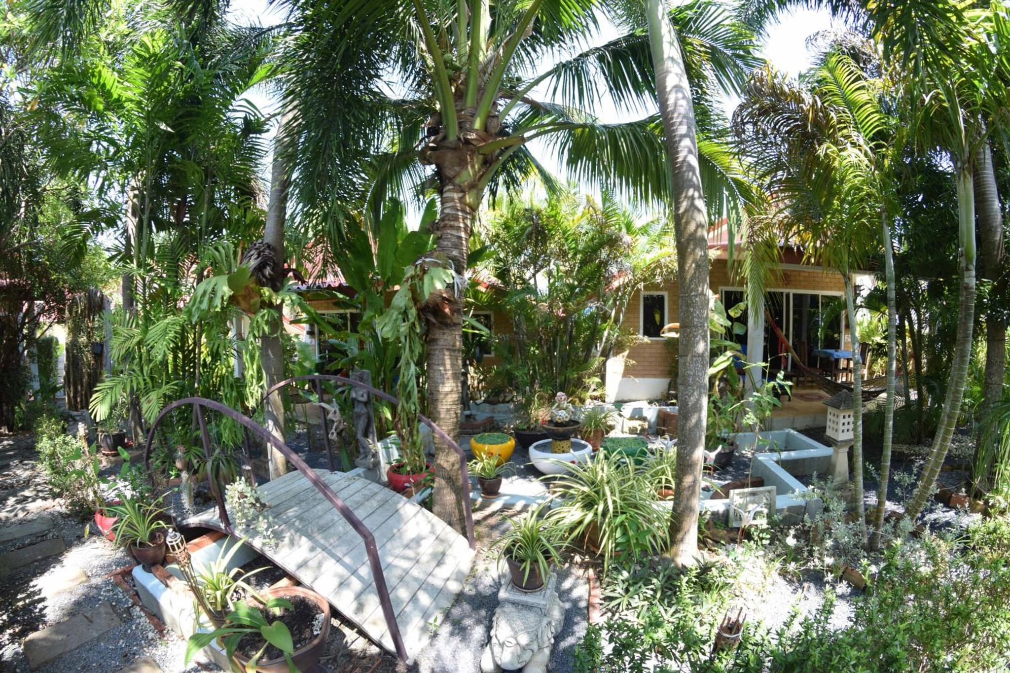 Sanuk bungalows photo 8