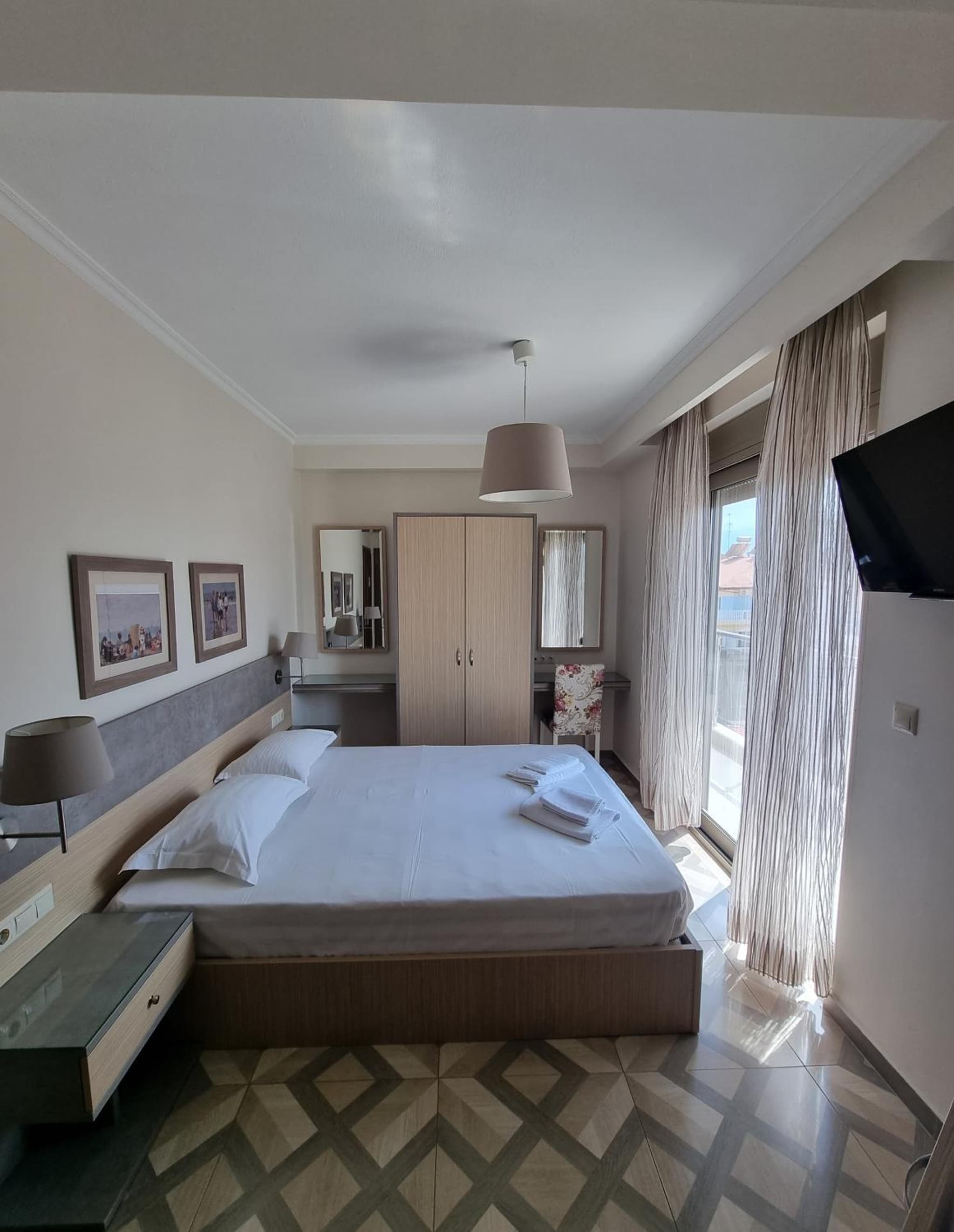 Sissy's Boutique Apartments photo 7