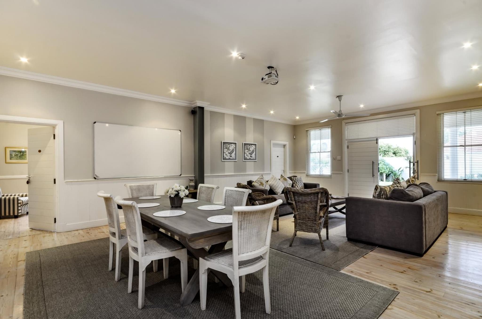 First Avenue Guesthouse photo 3