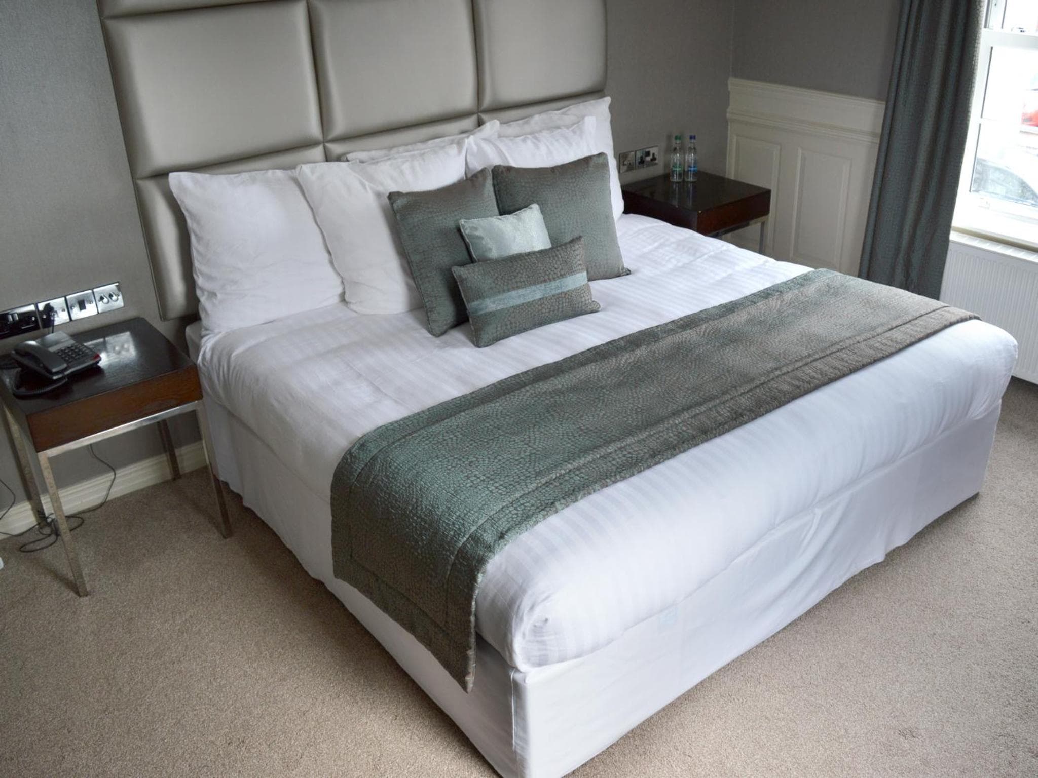 Cliff Hotel photo 5