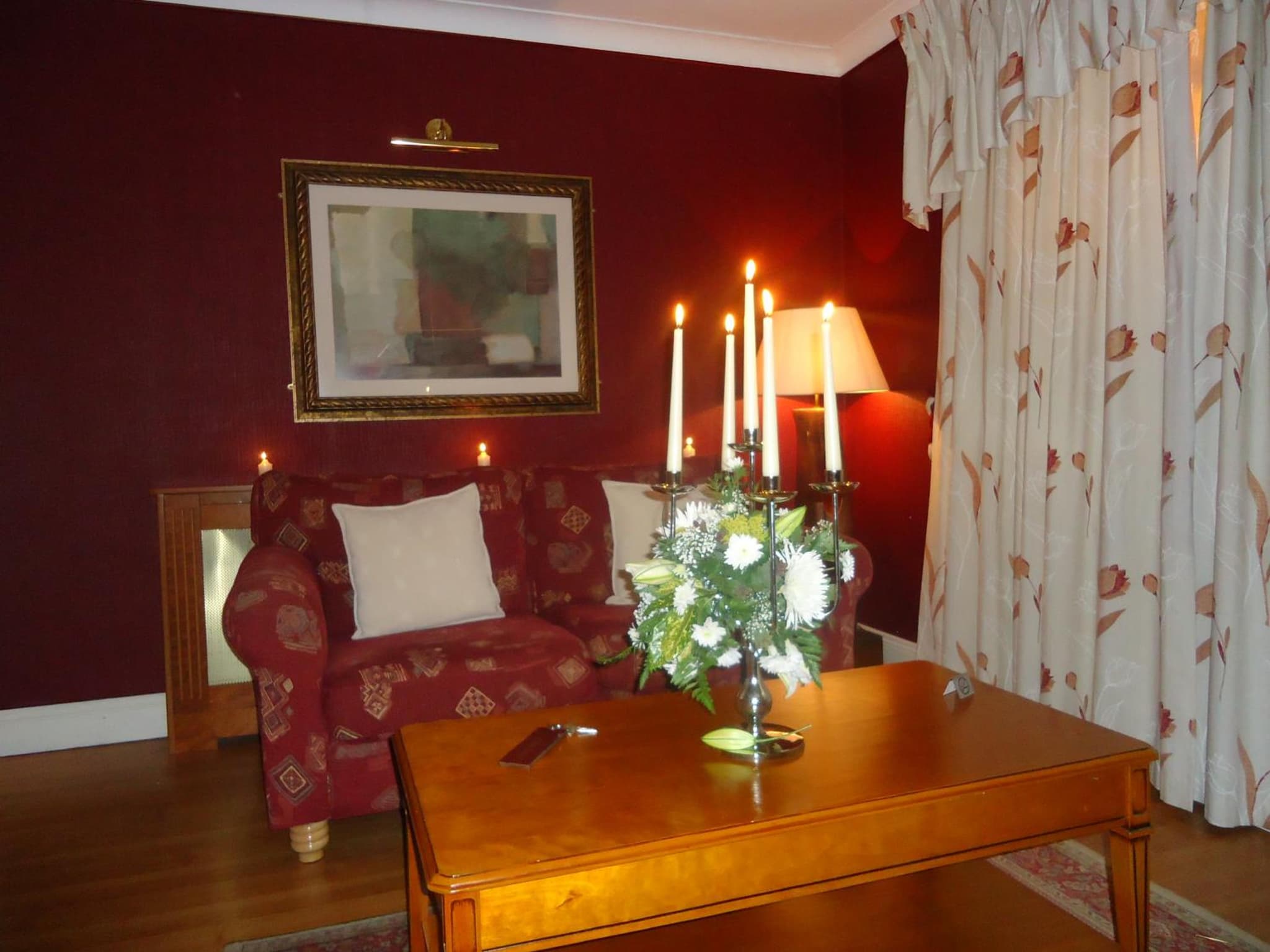Templemore Arms Hotel photo 6