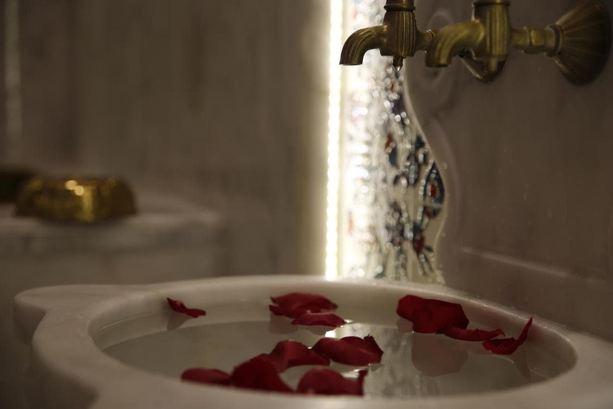Adams Hotel photo 8