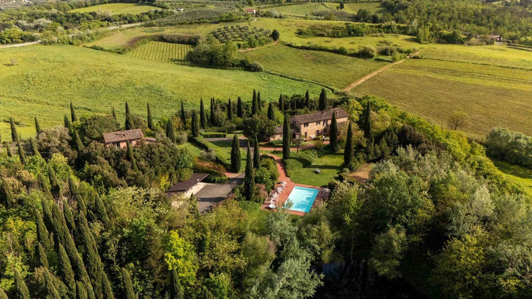 Podere Fignano, holiday home - apartments renovated 2024 - new swimming pool
