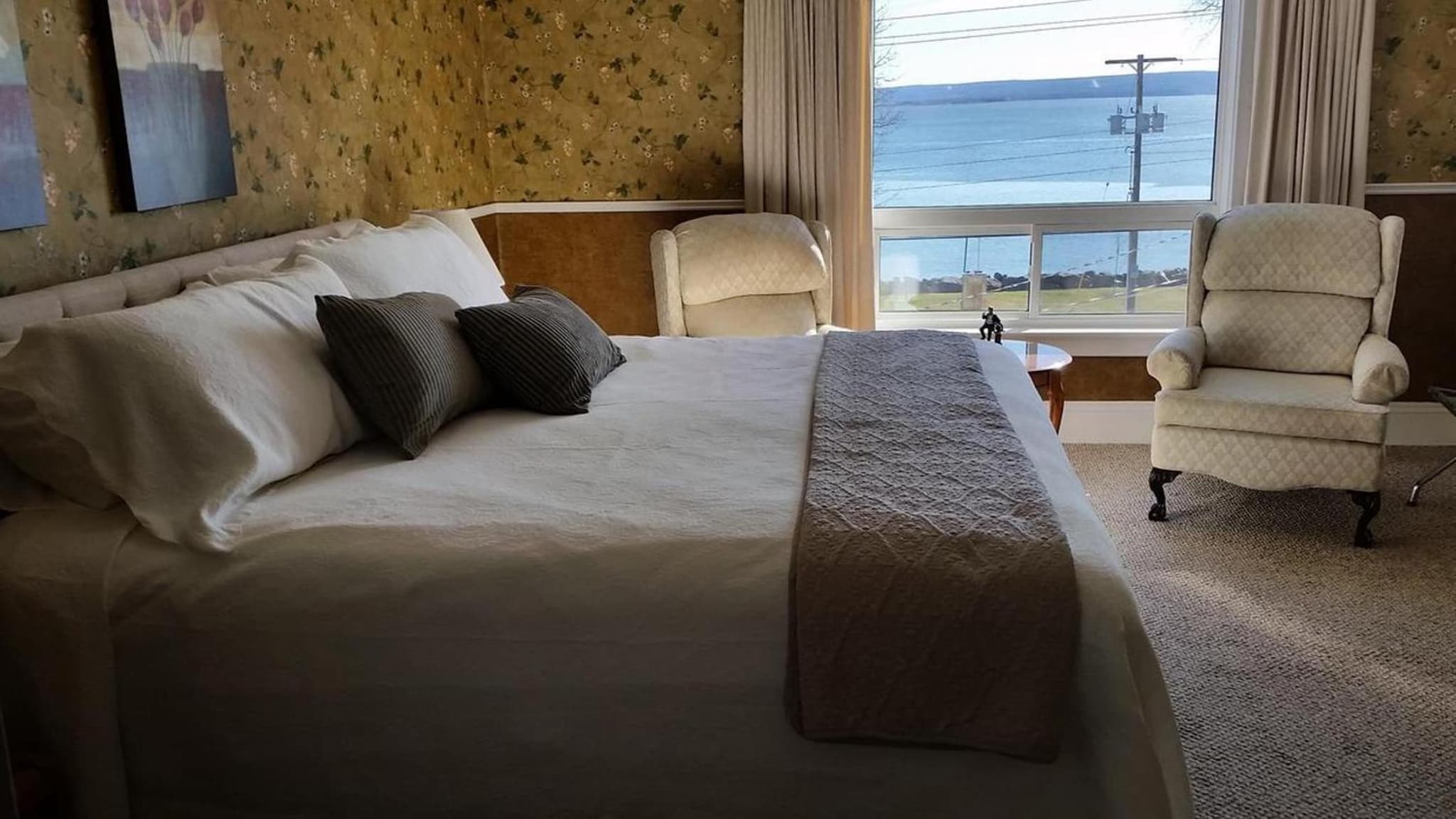 Bayside Inn photo 8