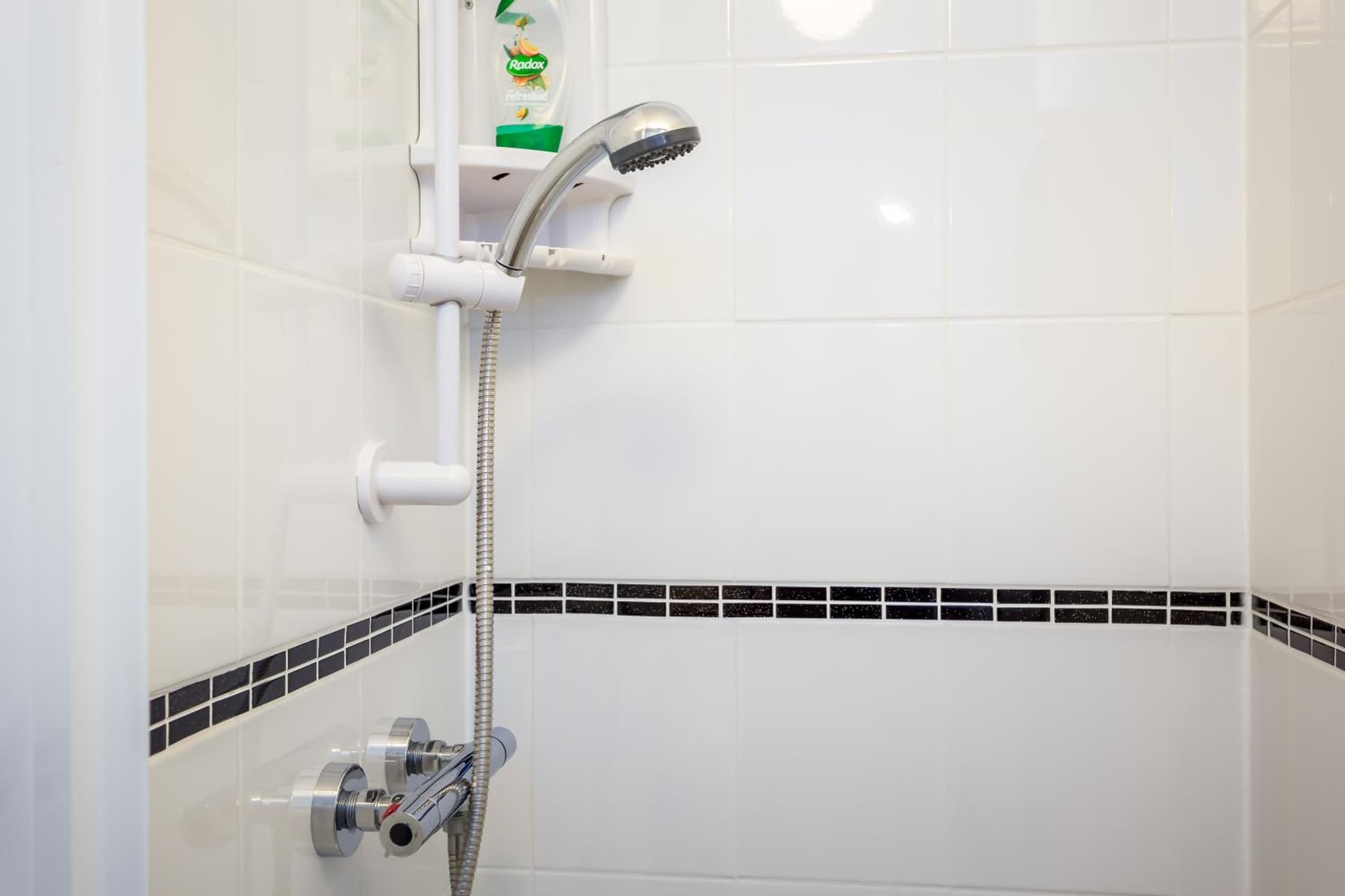 Arden Park Ensuite Rooms photo 7