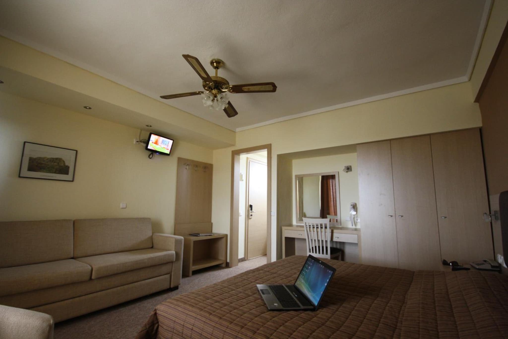 Orpheus Hotel photo 3