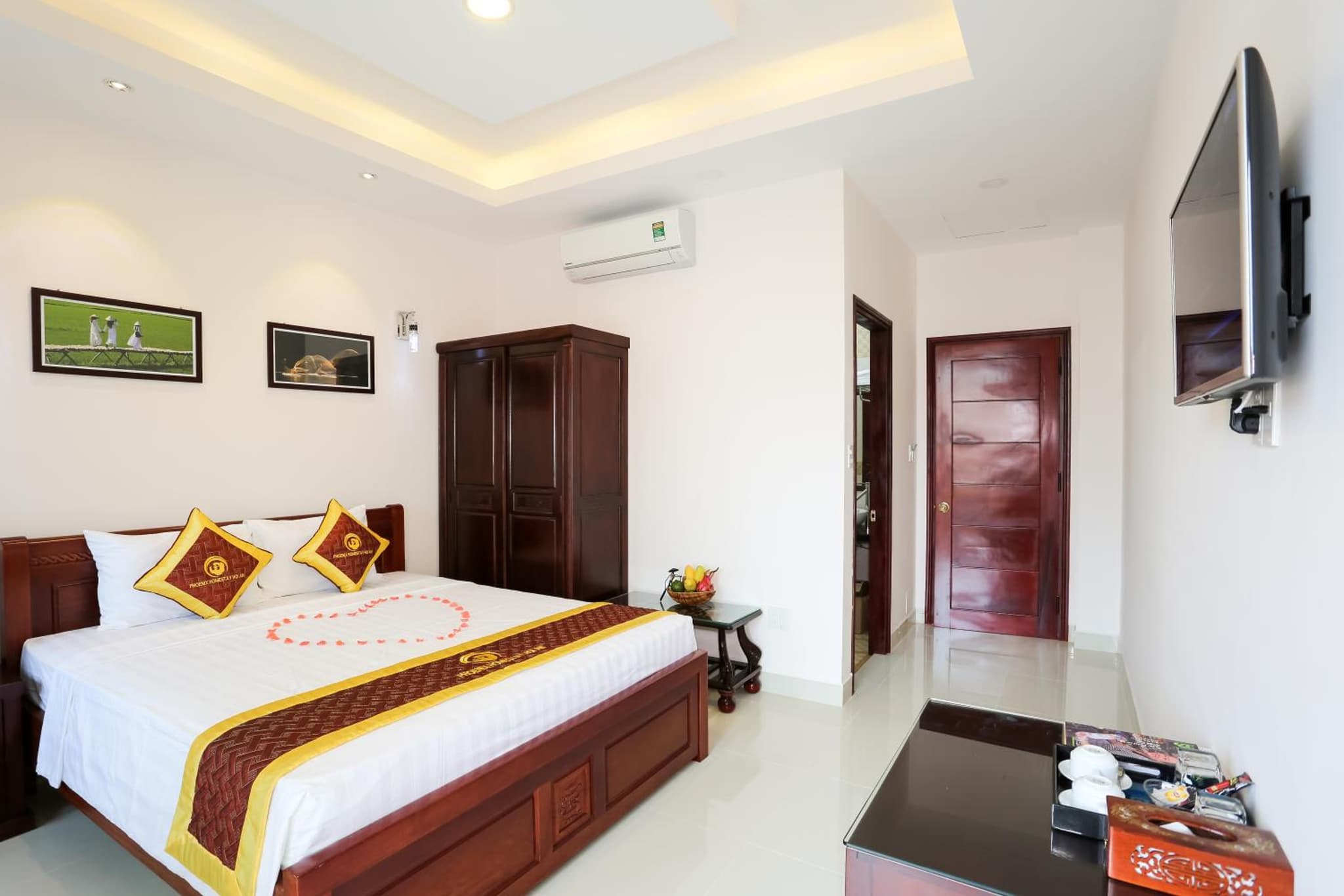 Phoenix Homestay photo 8