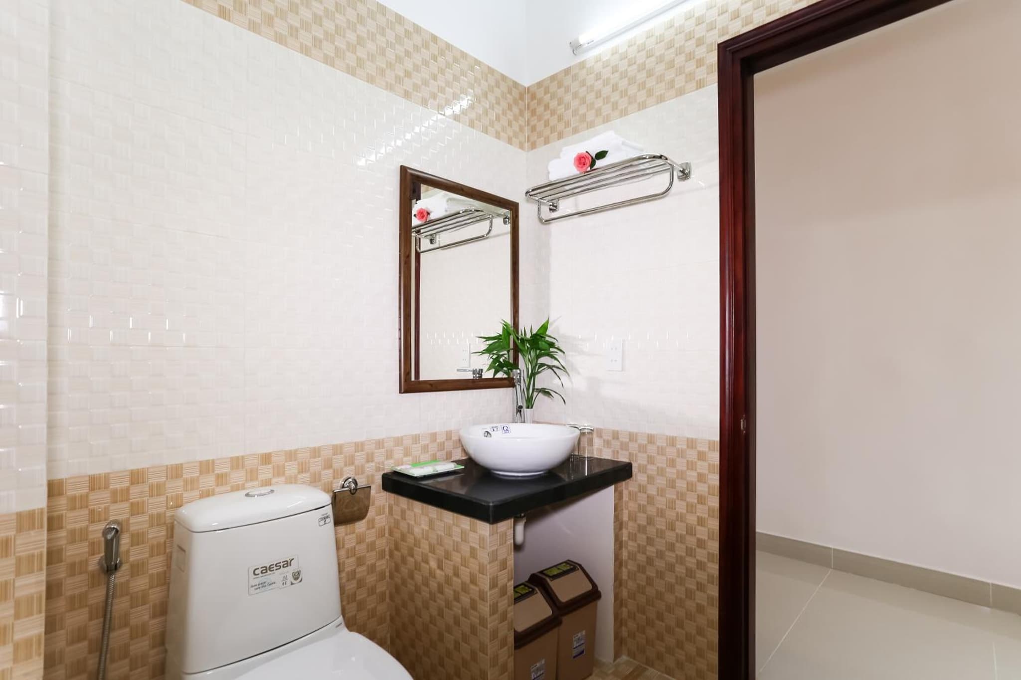 Phoenix Homestay photo 7