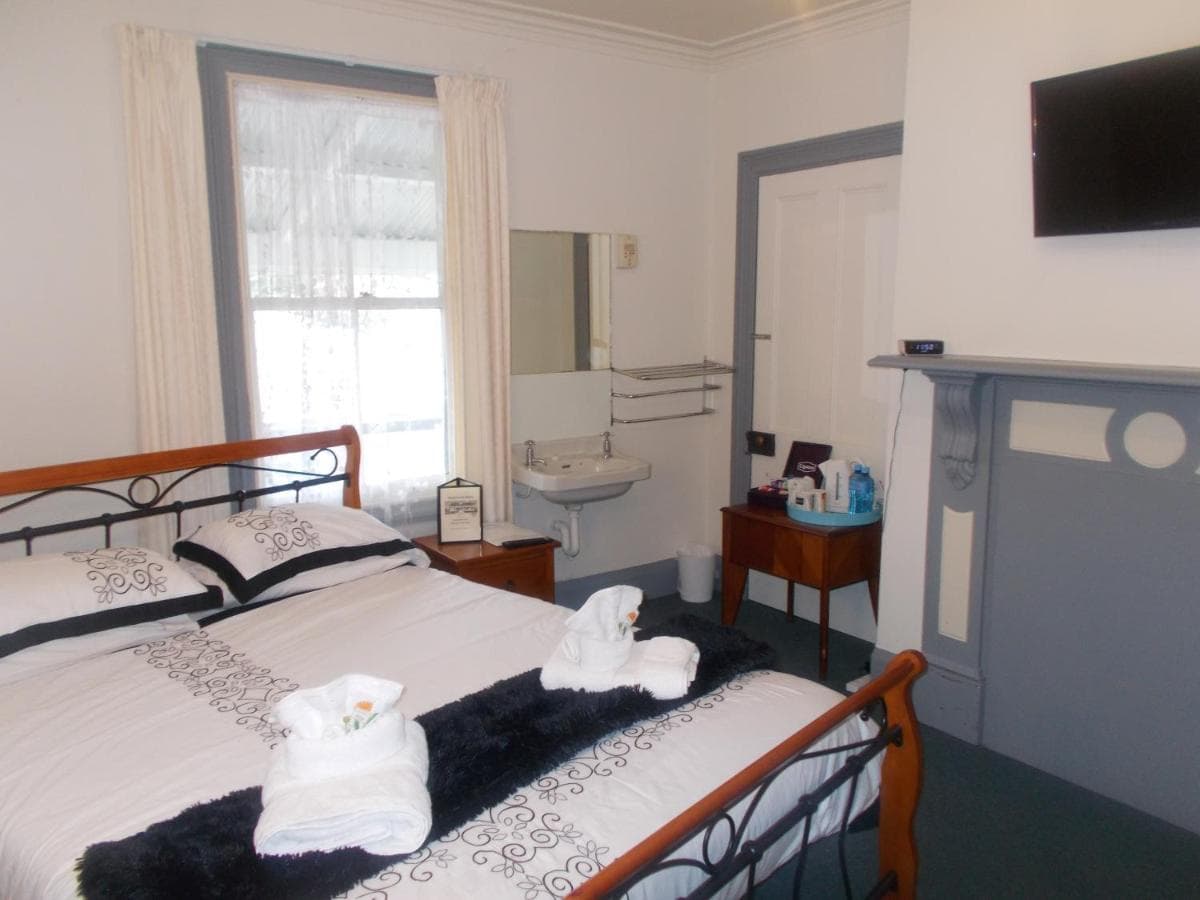 The Kentish Hotel photo 2