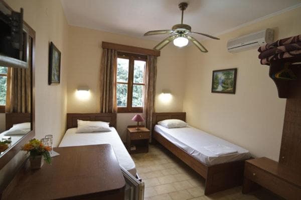 Mango Rooms photo 3