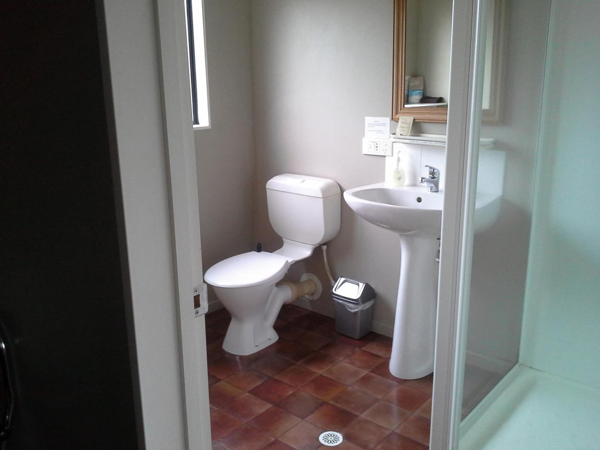 Palm Court Motel photo 9