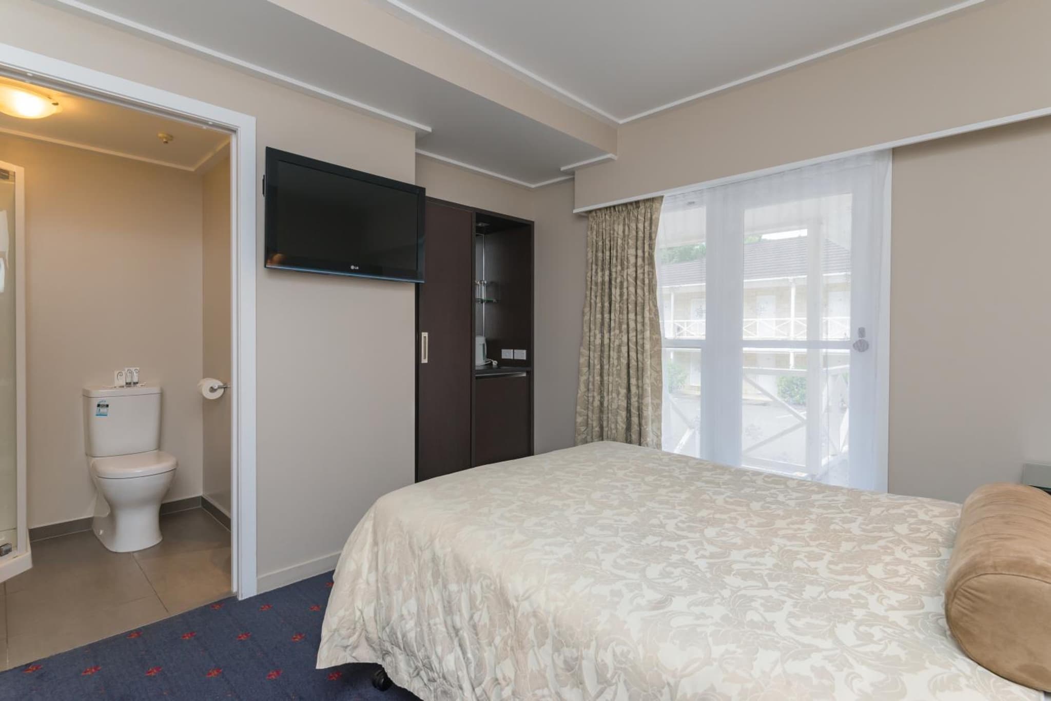 Discovery Settlers Hotel photo 4