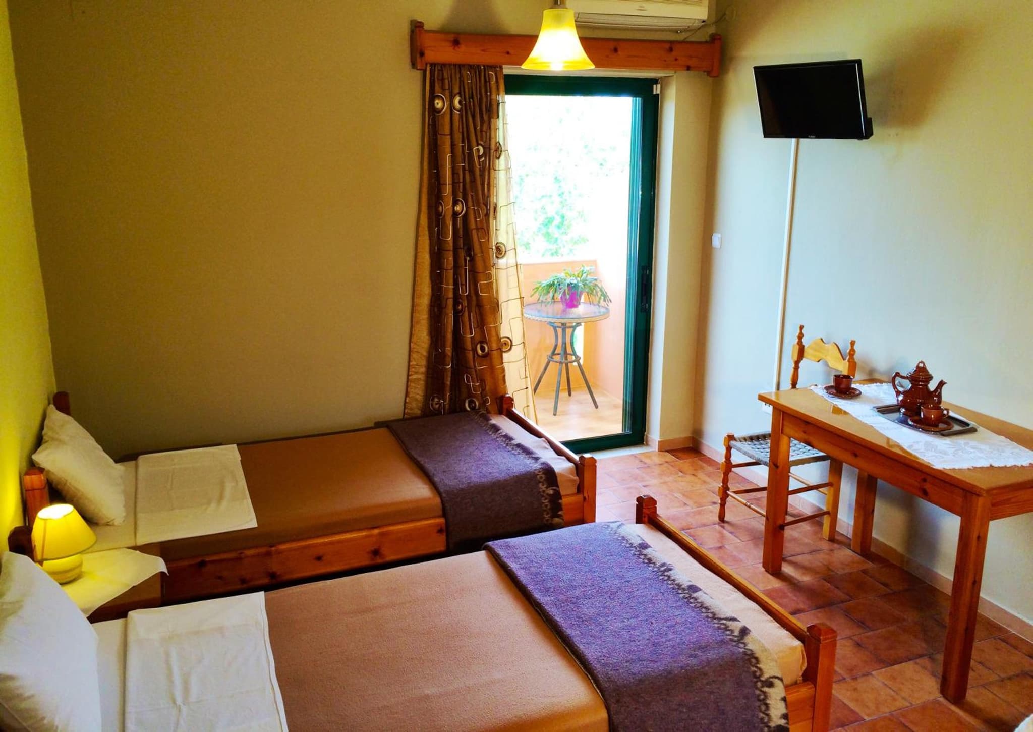 Chrissas Apartments photo 4