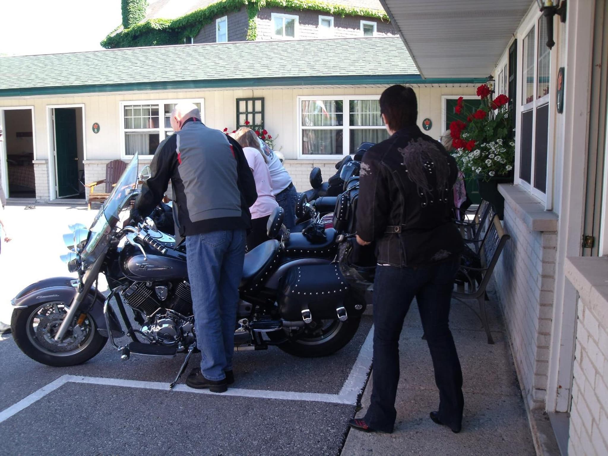 Maple Leaf Motel photo 7