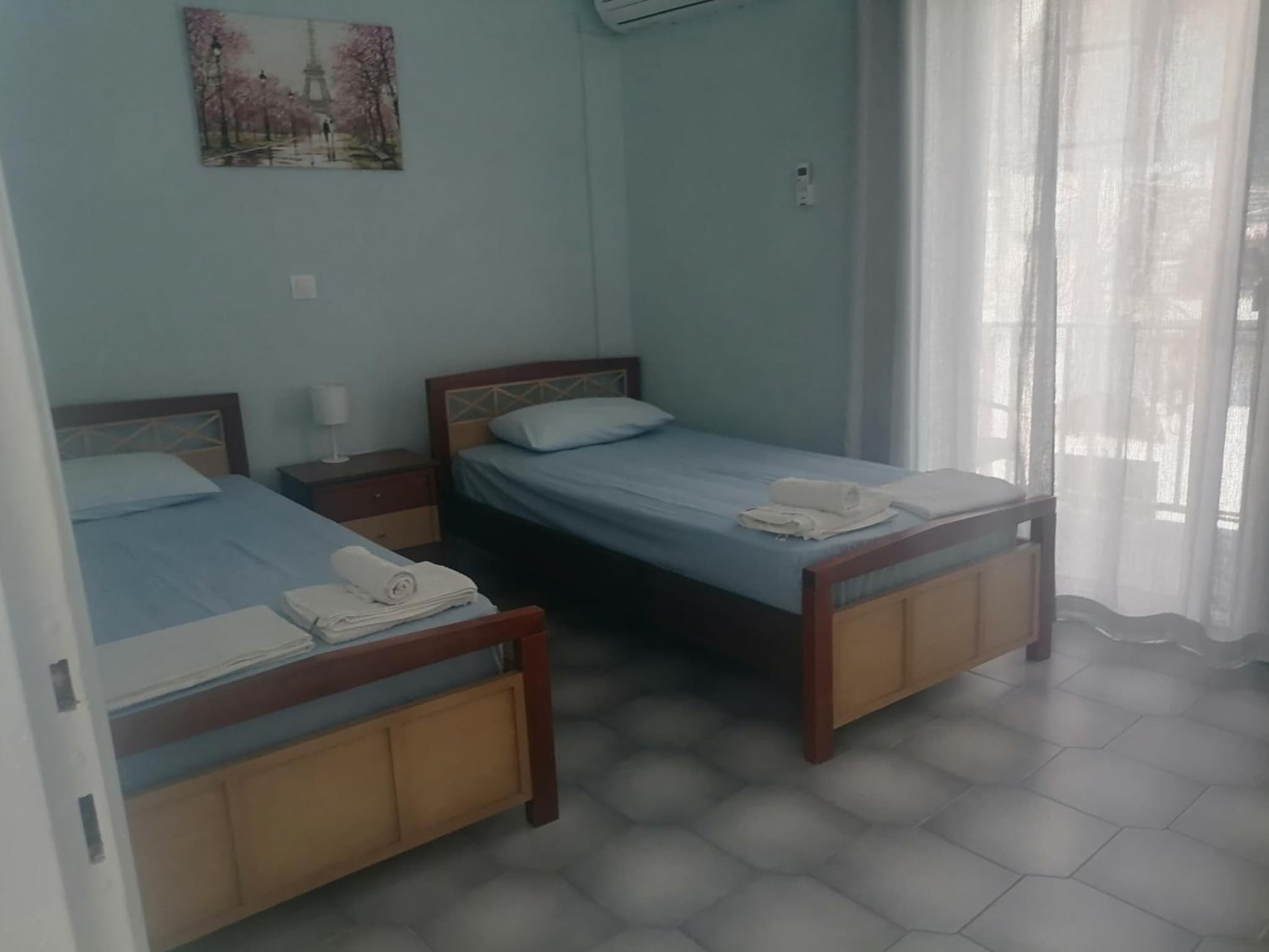 flower garden apartment photo 9