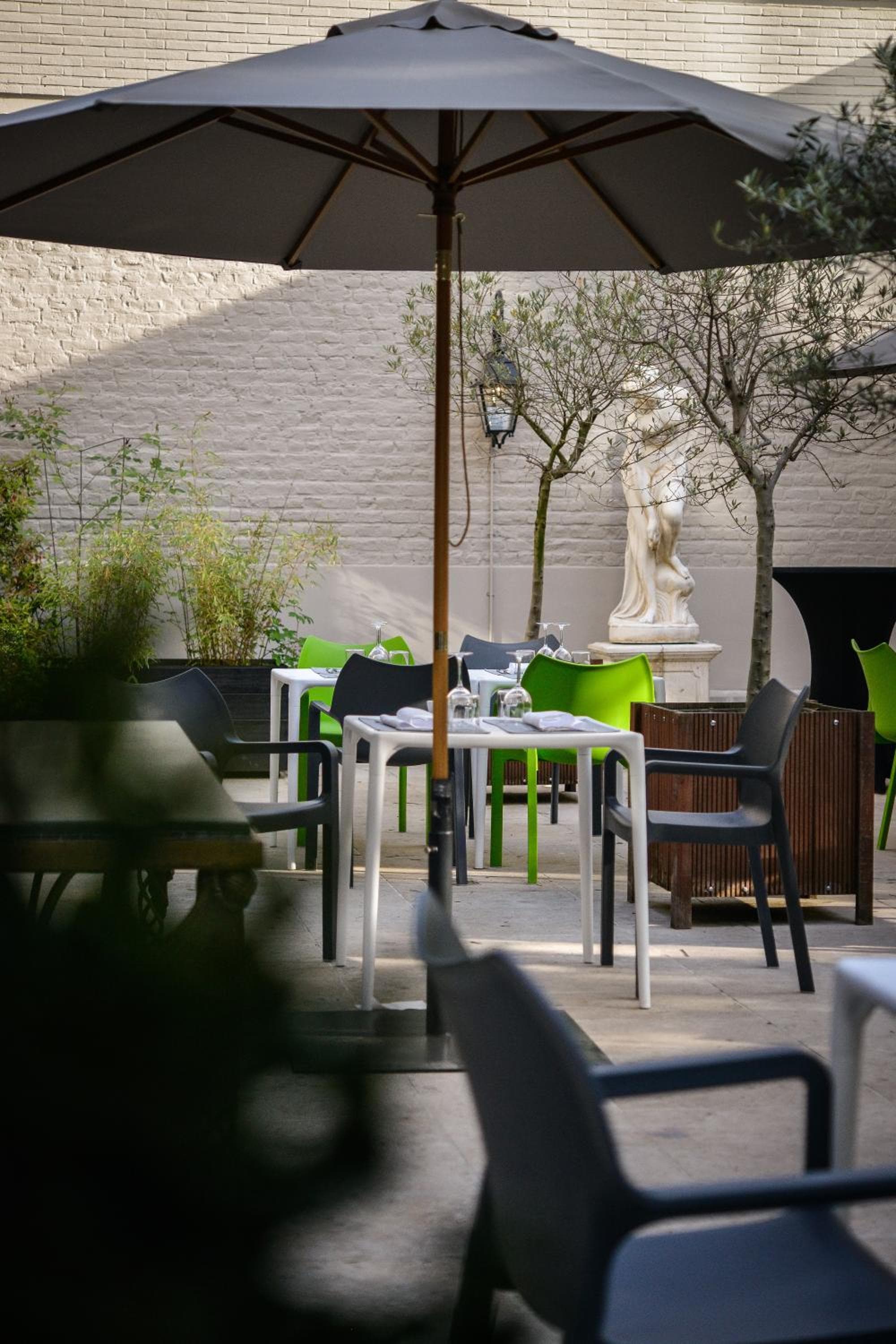 Hotel Barsey by Warwick