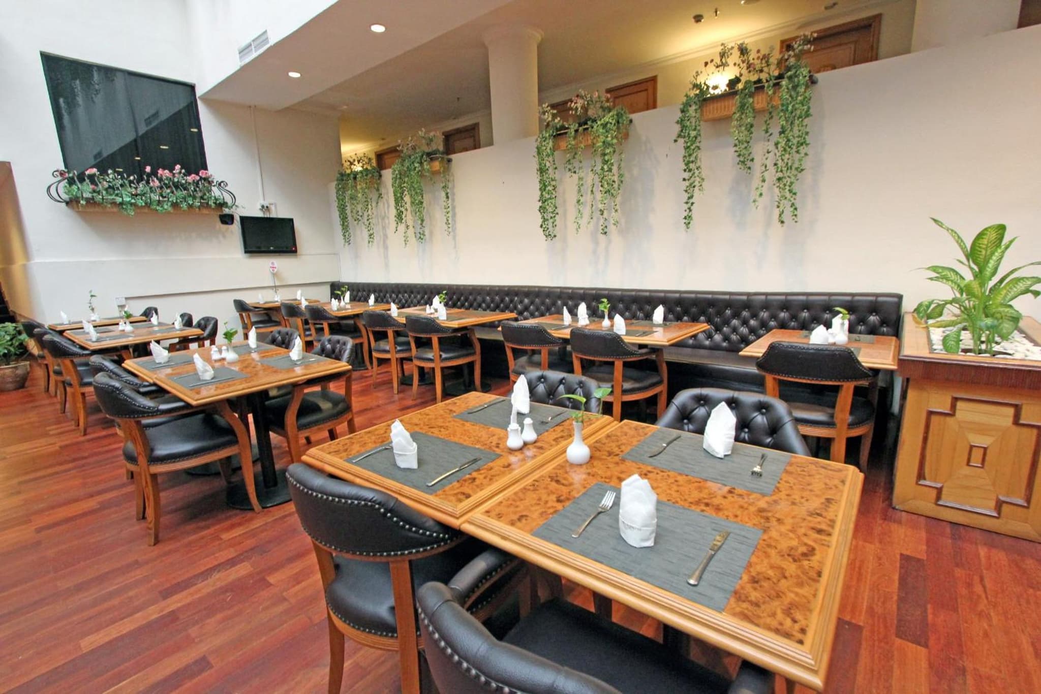 Harmoni Suites Hotel photo 5