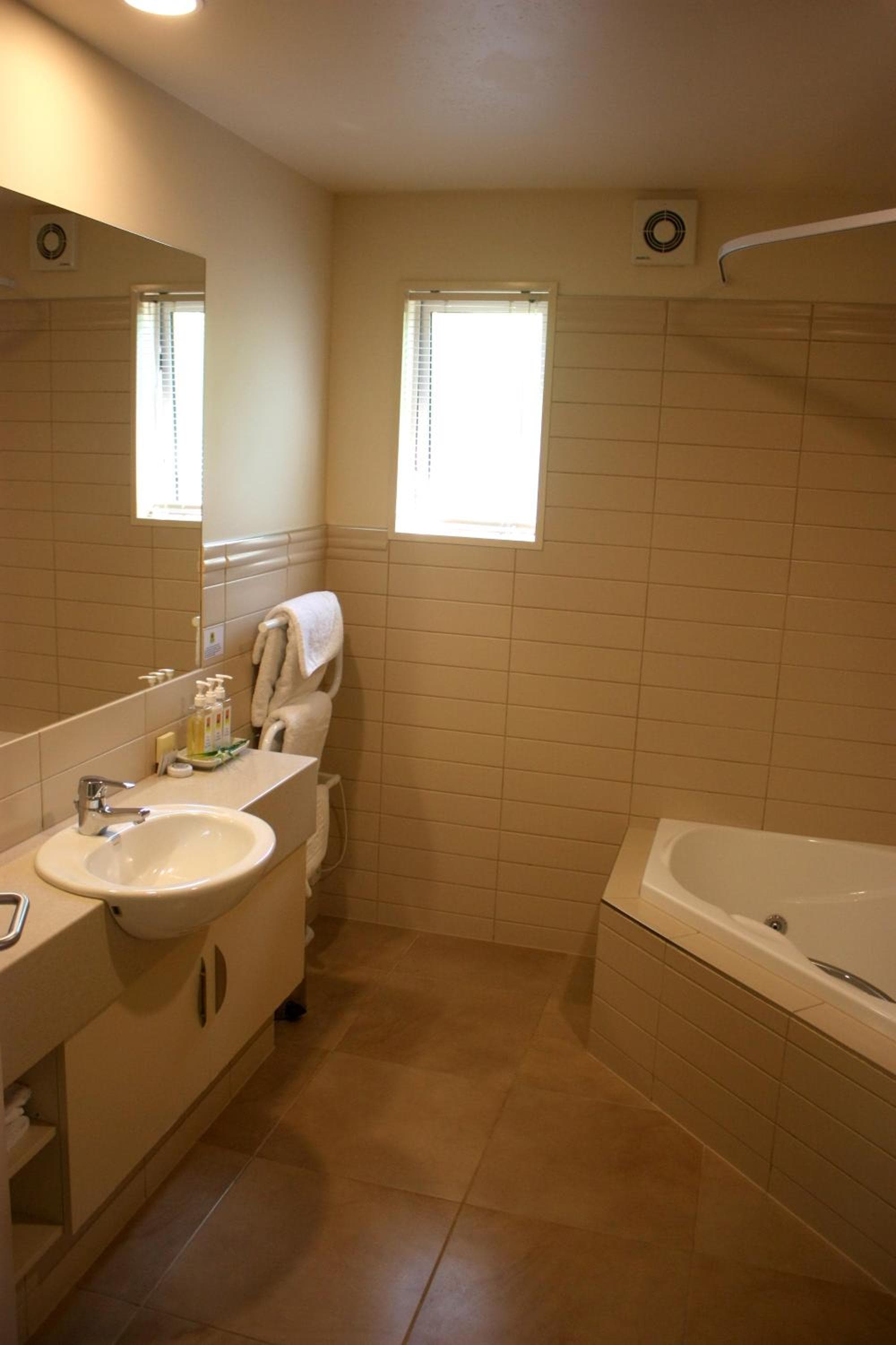 Cedar Grove Motor Lodge photo 6
