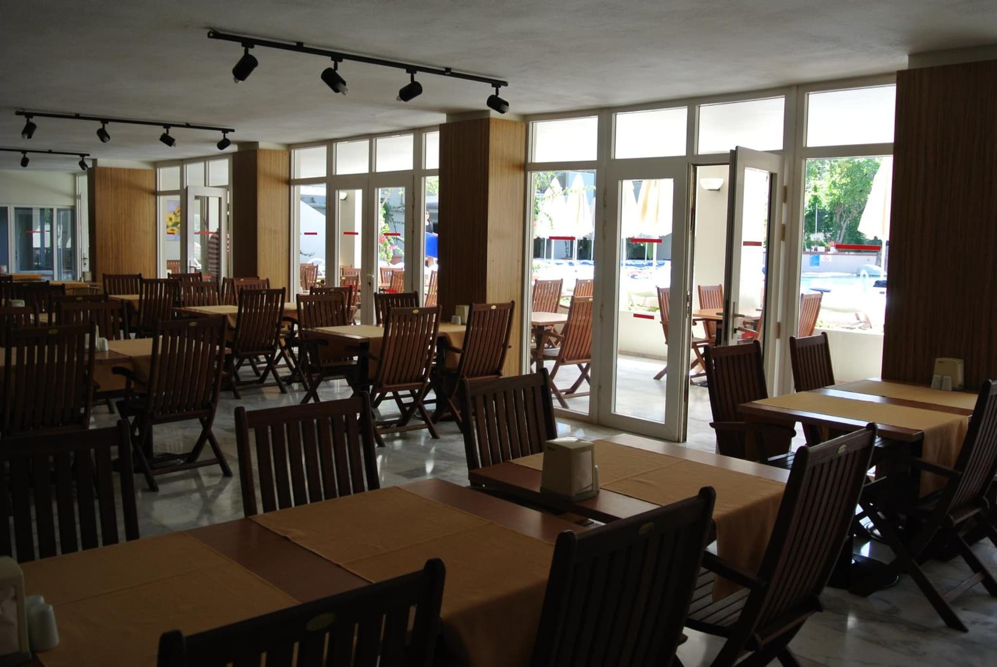 Begonville Hotel photo 2