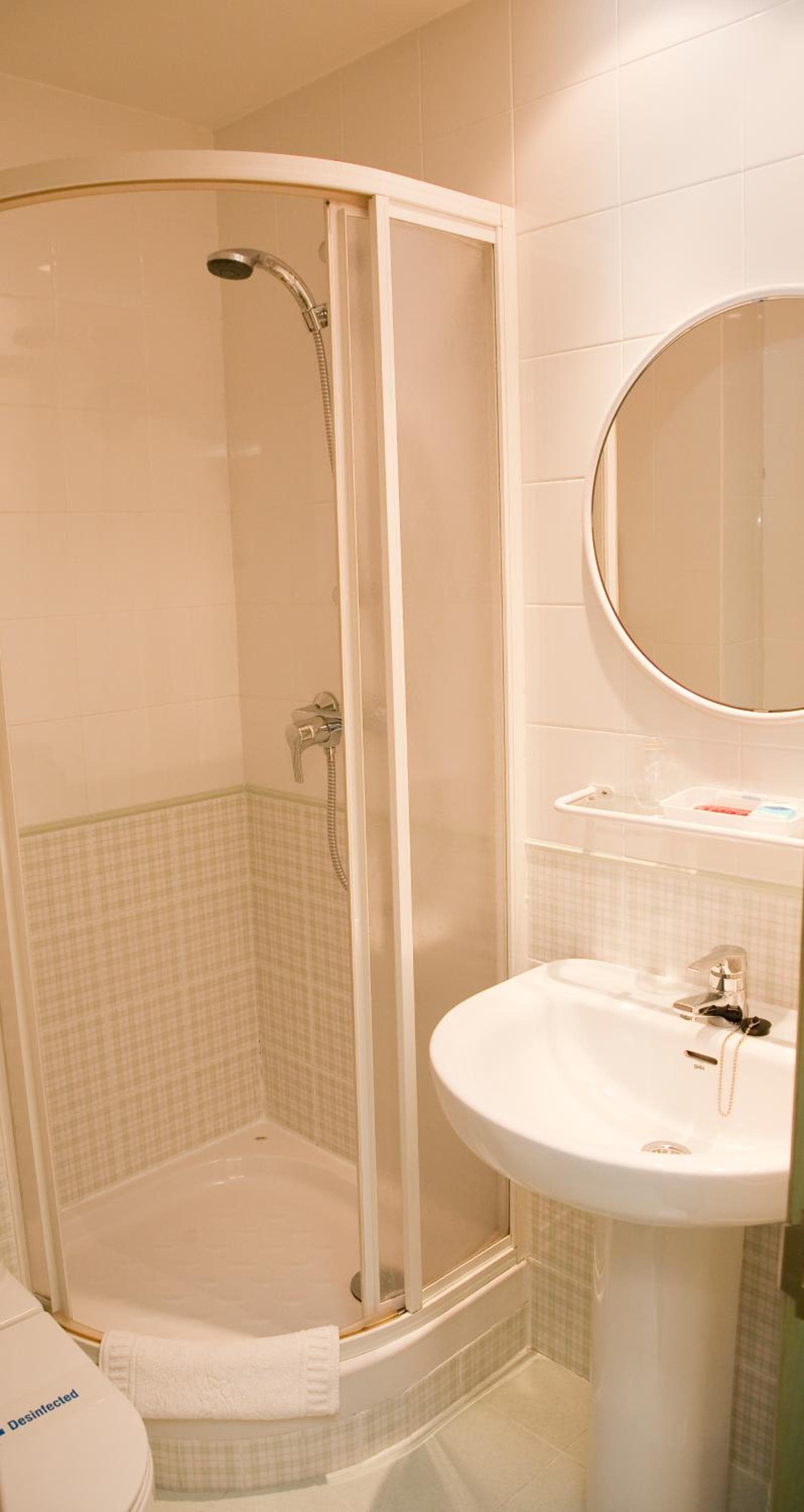 Hostal Navarra photo 8