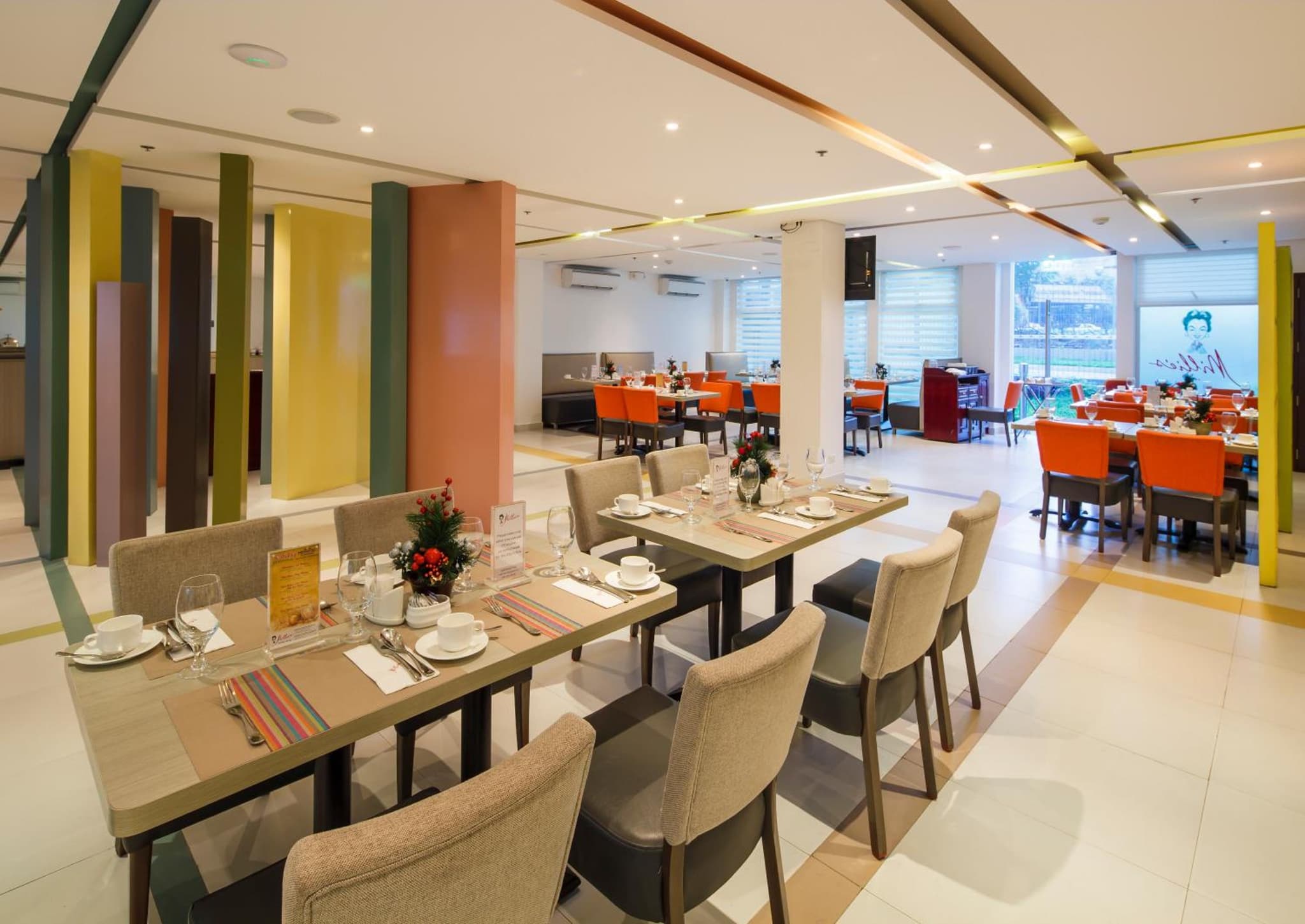 Microtel by Wyndham UP Technohub photo 2