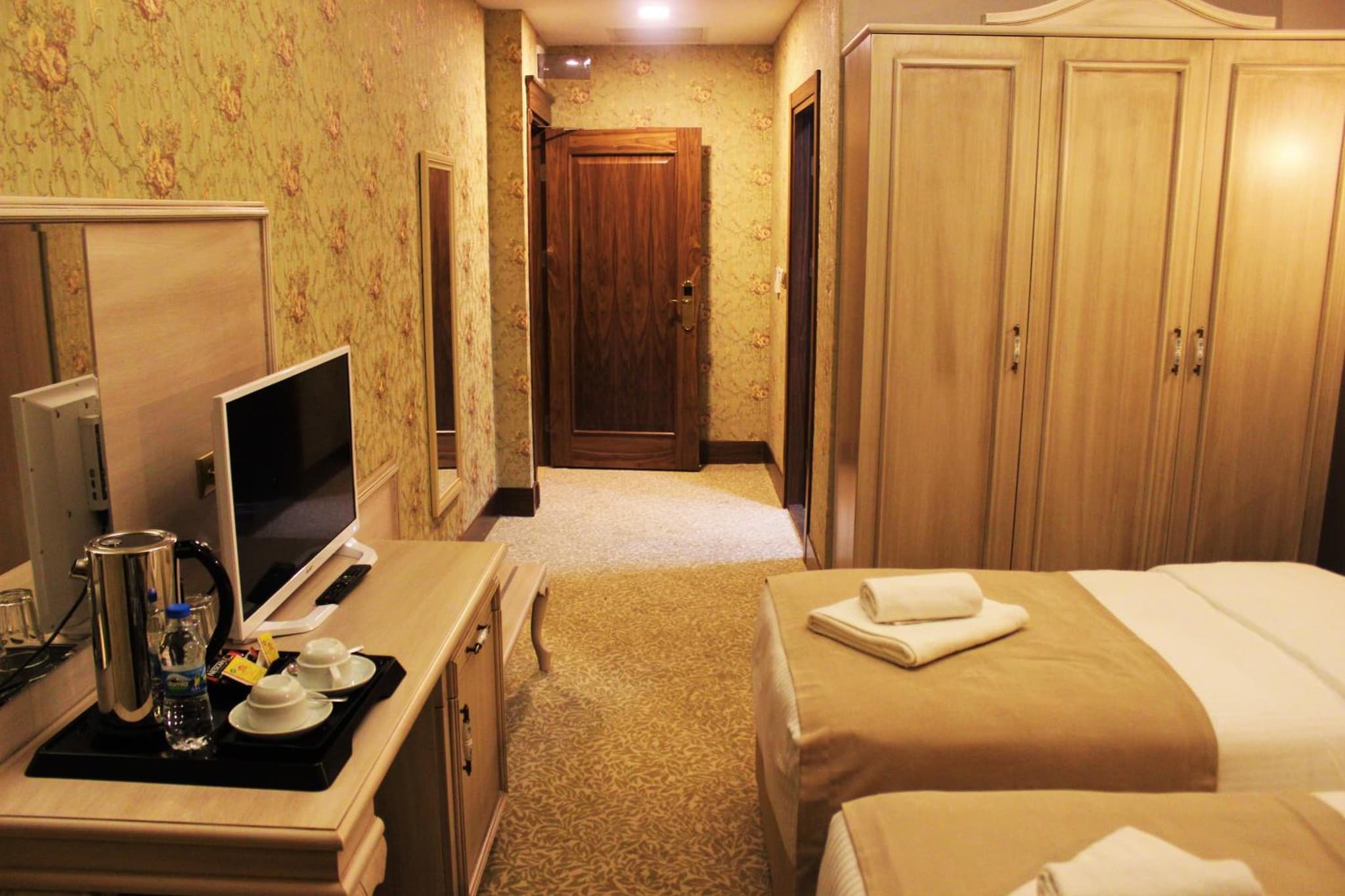 Vendome Hotel photo 5