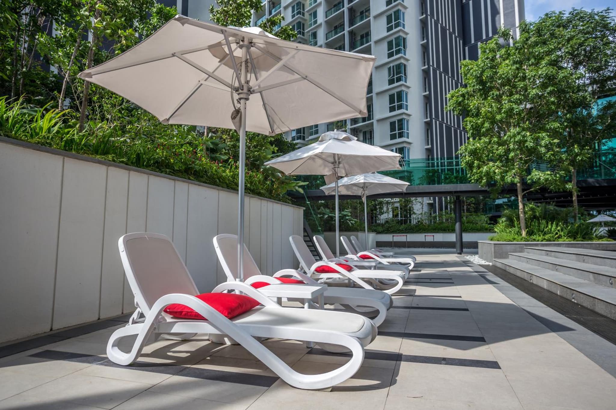 The Shore Hotel & Residences photo 2
