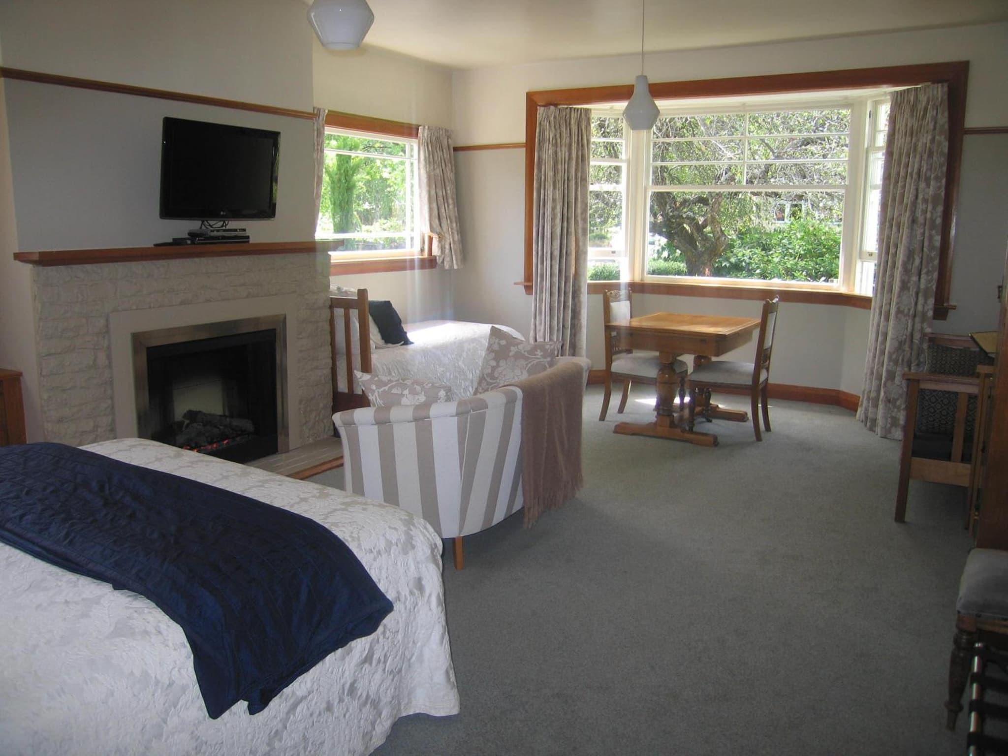 Cheltenham House photo 4