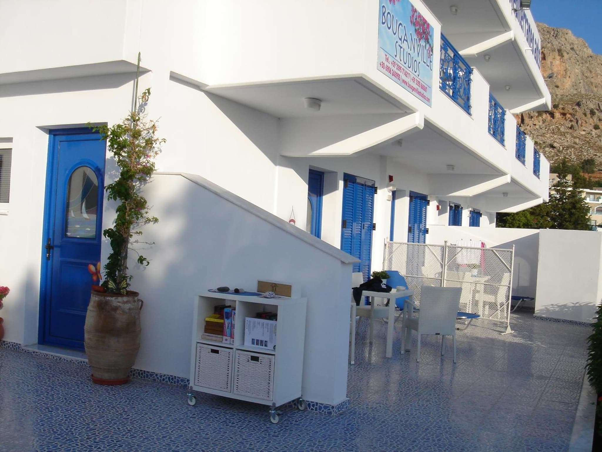 Bouganville Studios Stegna photo 3