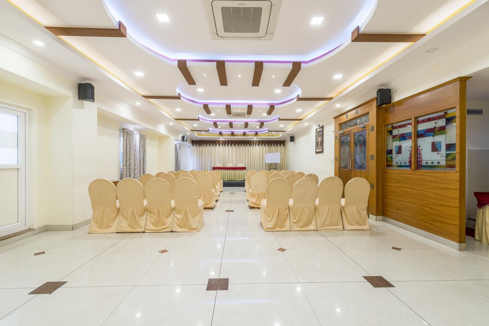 meeting & event spaces