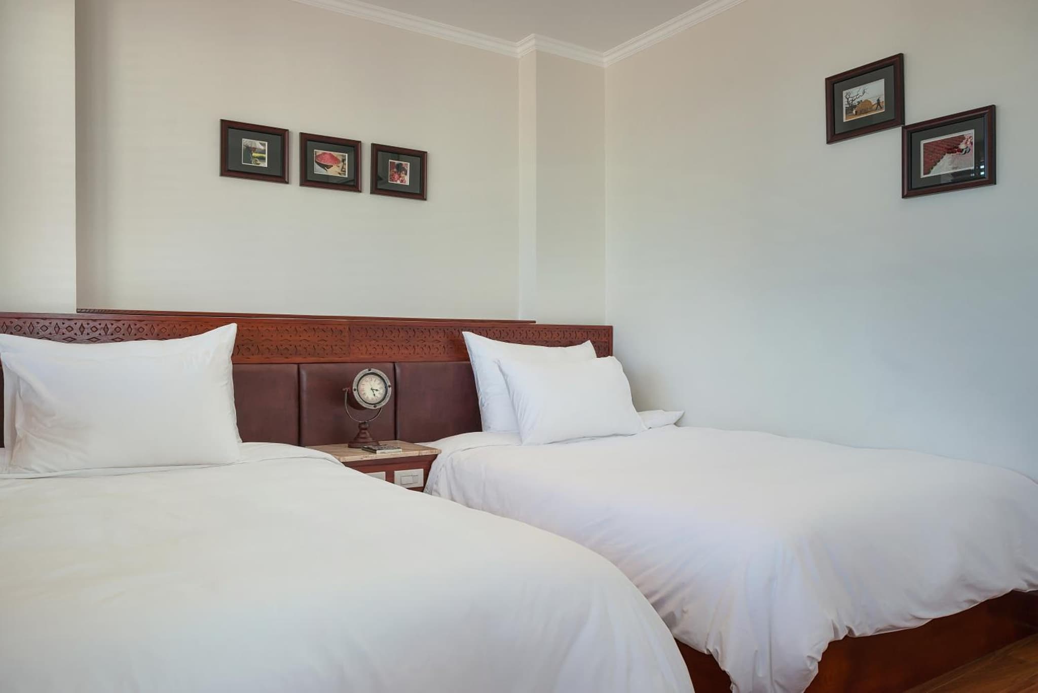 Hanoi E Central Luxury Hotel photo 7