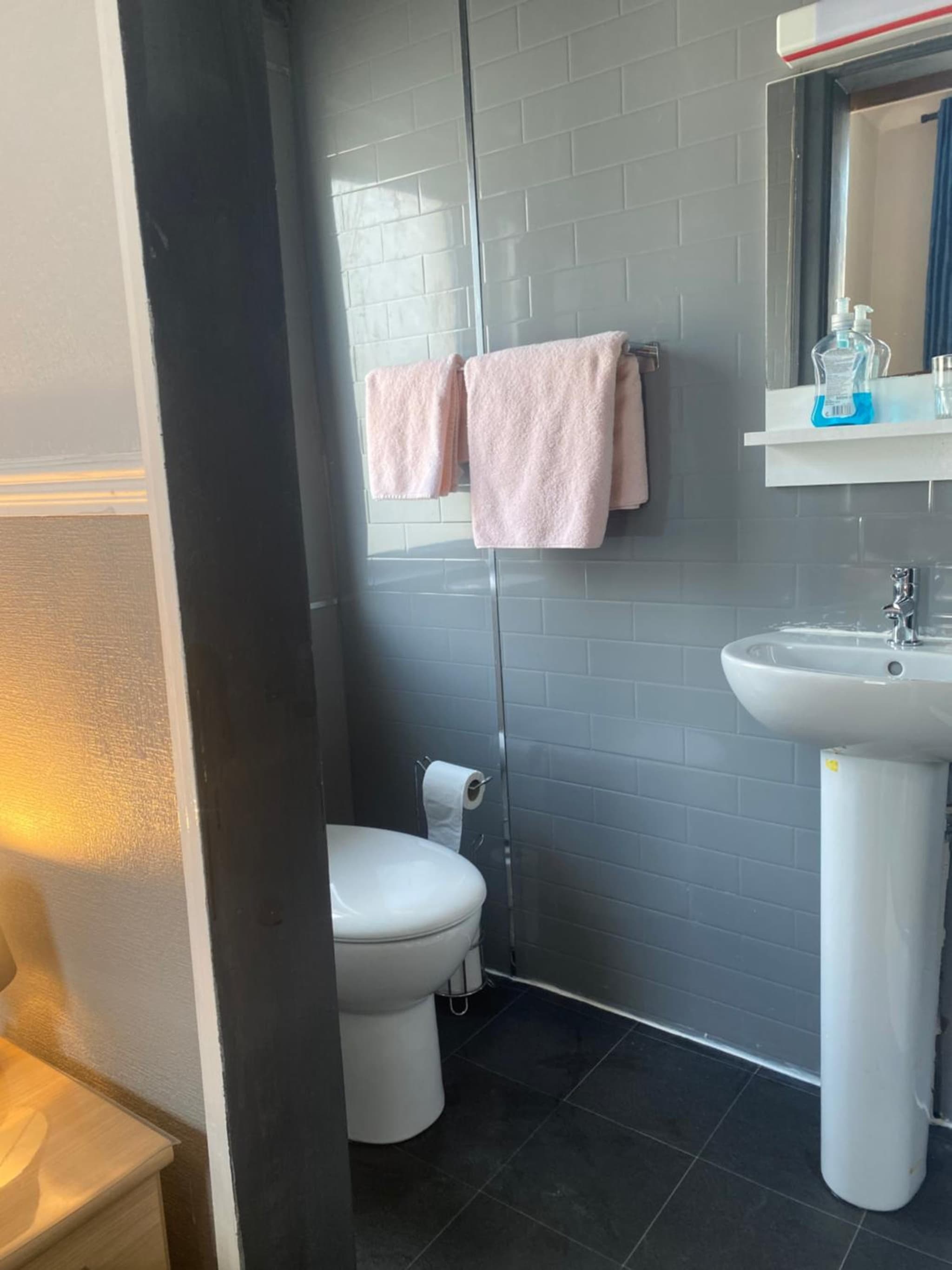 Adelphi Guest House photo 9