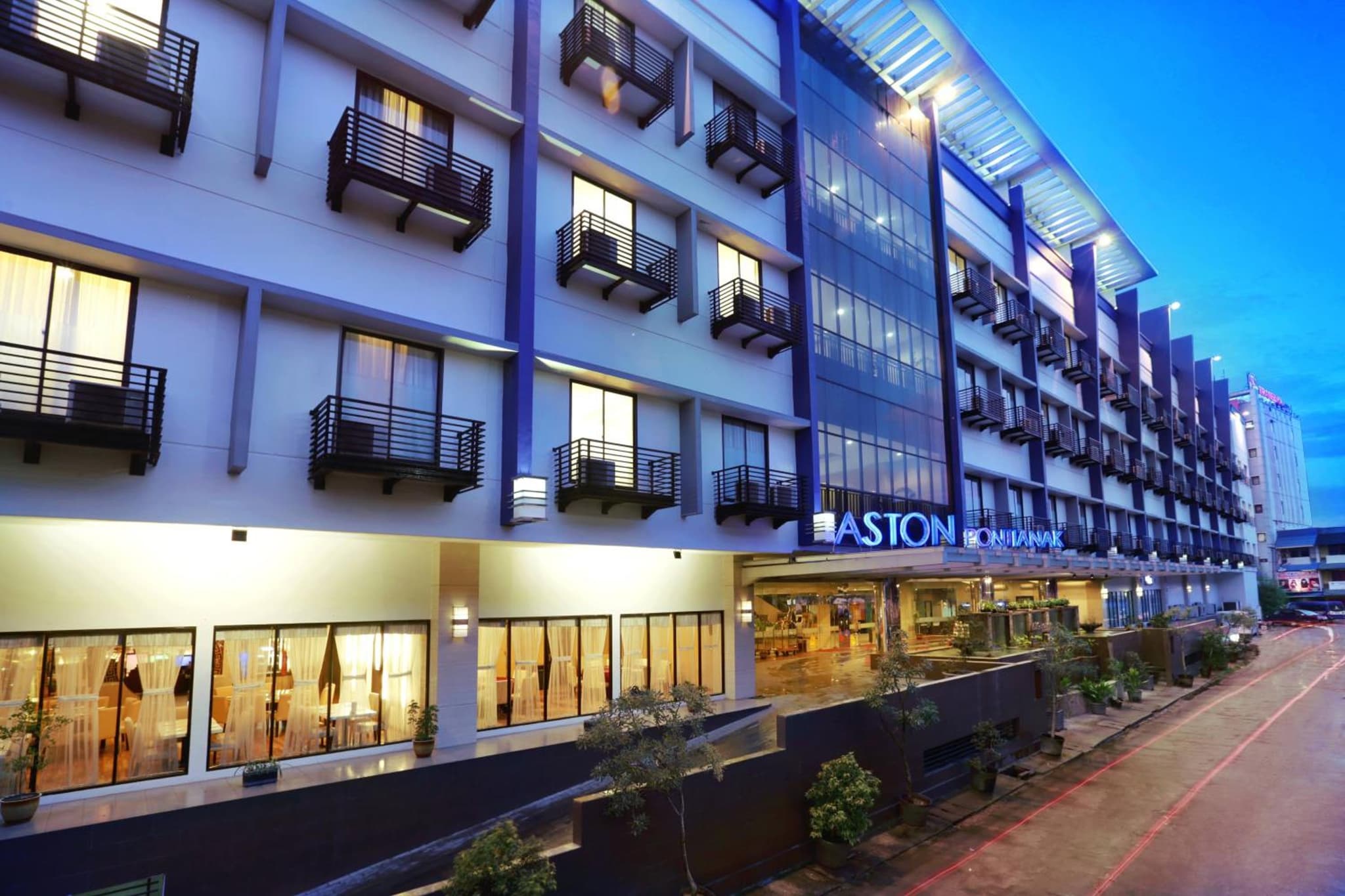 Aston Pontianak Hotel and Convention Center