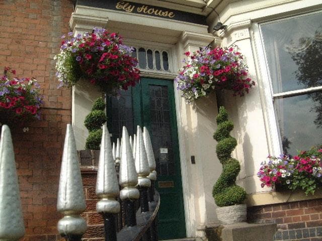 Ely House Hotel photo 7