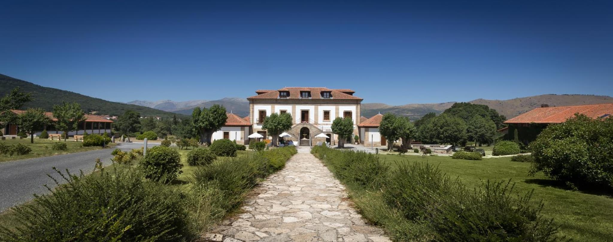 Izan Puerta de Gredos photo 3