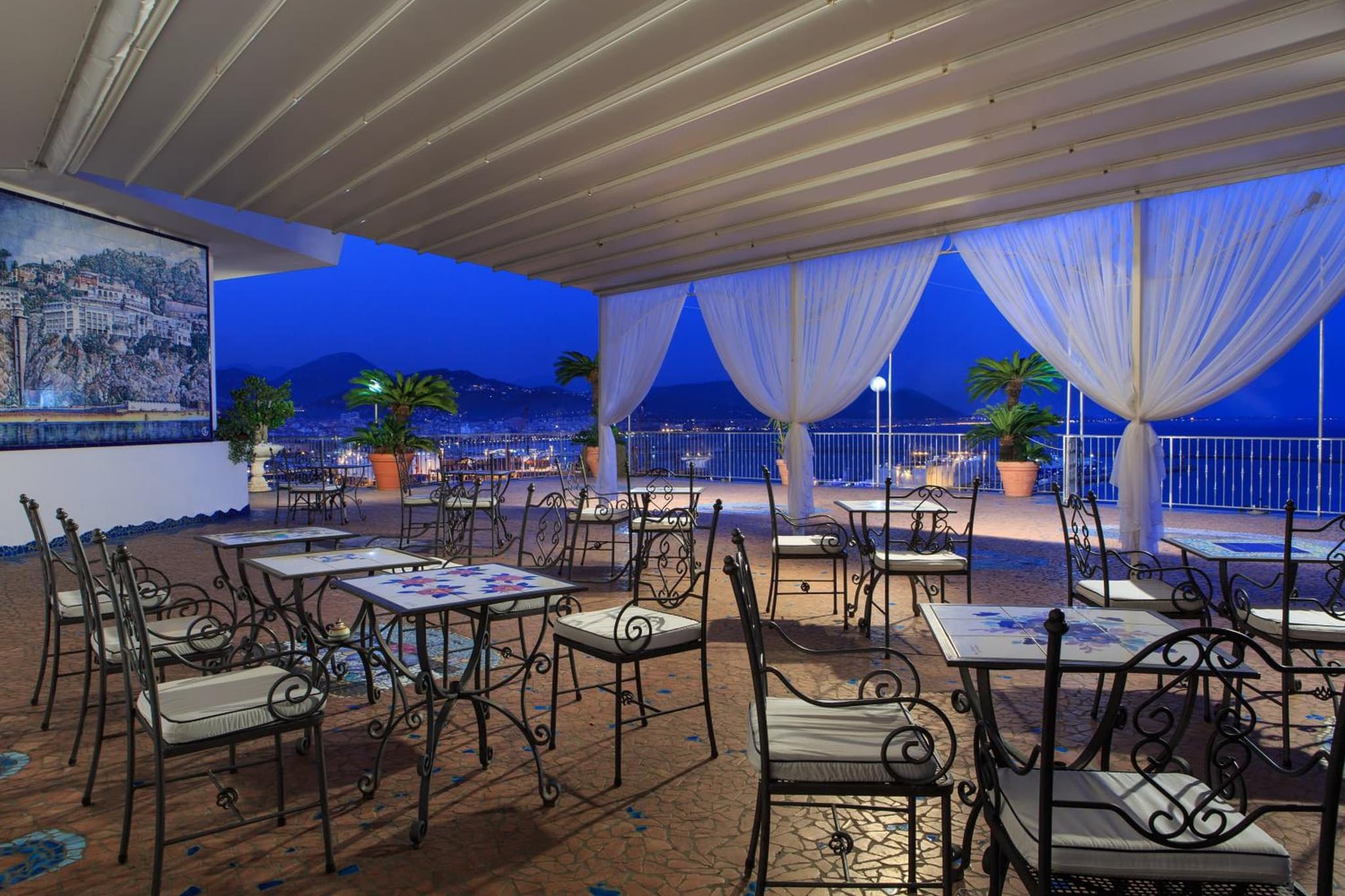 Lloyd's Baia Hotel photo 8