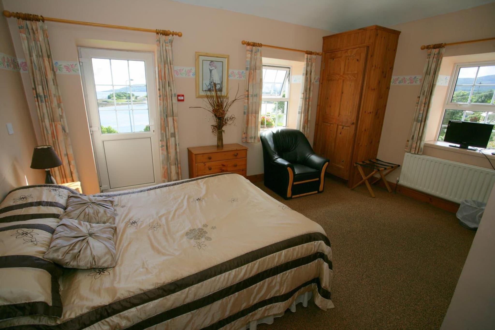 Cottage Heights B&B photo 8