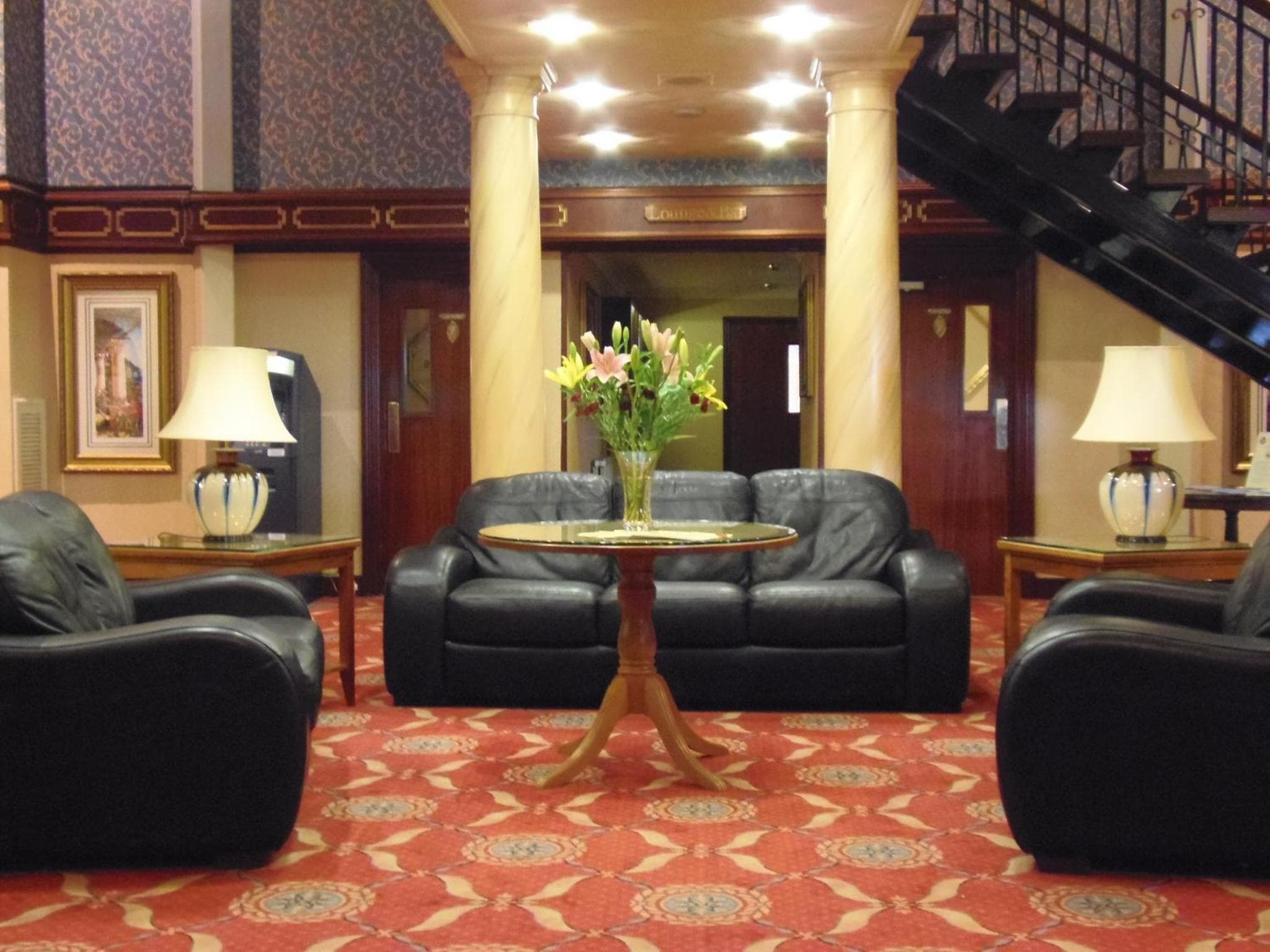 Lakeside International Hotel photo 2