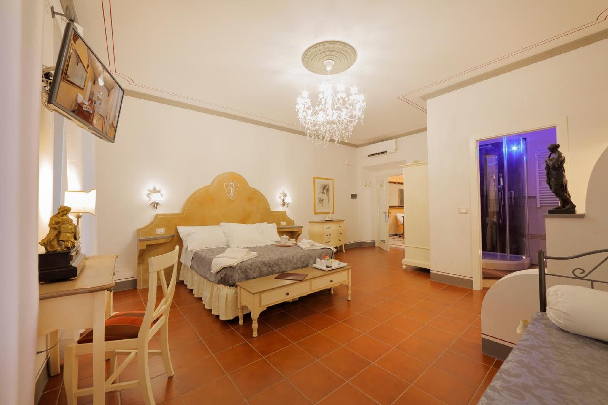 Palazzo Mari suite & rooms b&b photo 4
